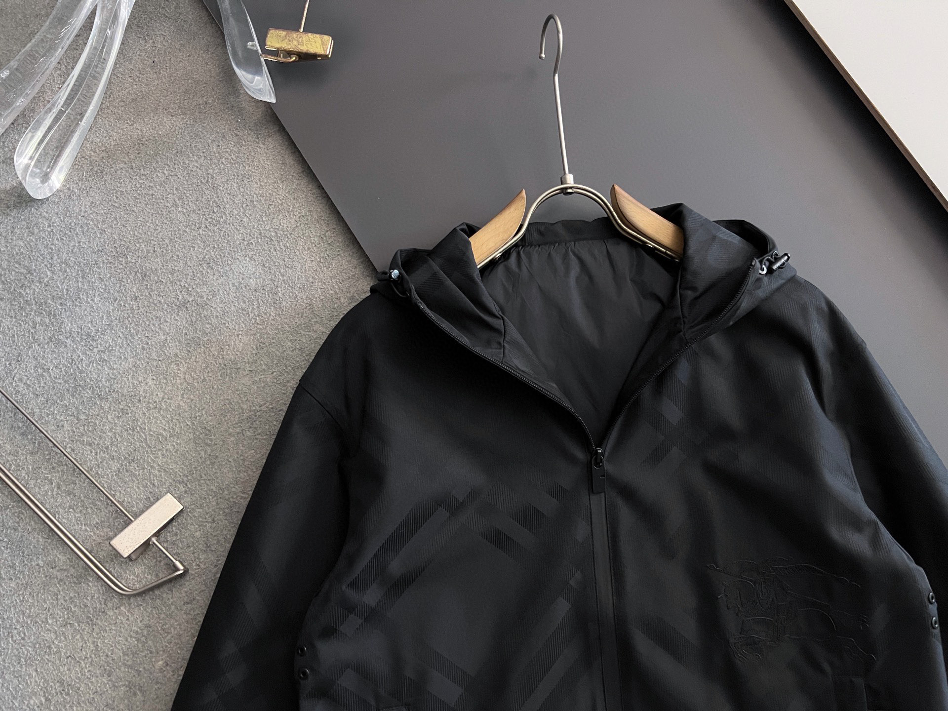 ）Bur、2025ss秋冬新款发布❤️翻领立领夹克外套，穿上就是舒适自在又显瘦的存在，慵懒而随性，结合干