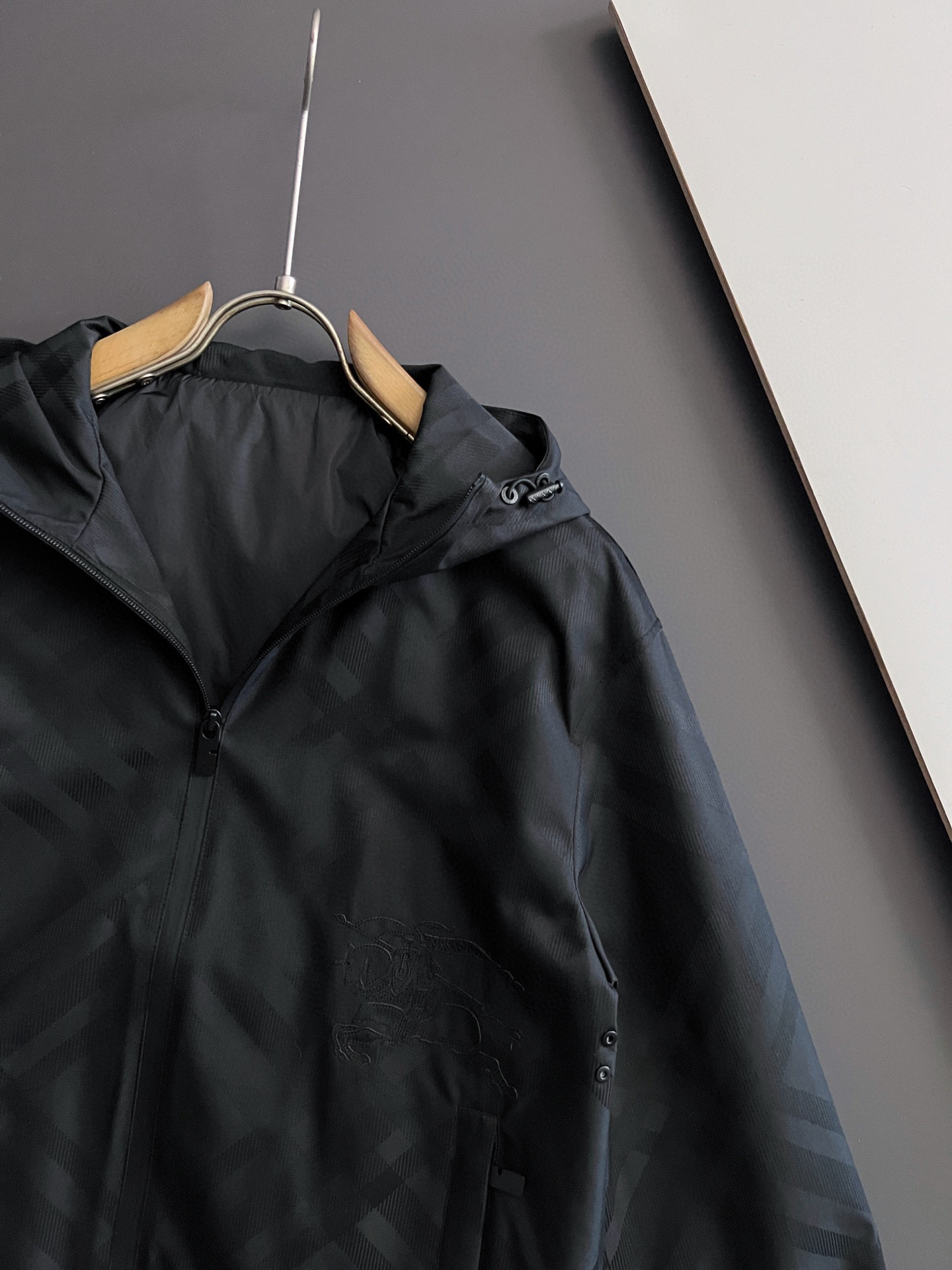 ）Bur、2025ss秋冬新款发布❤️翻领立领夹克外套，穿上就是舒适自在又显瘦的存在，慵懒而随性，结合干