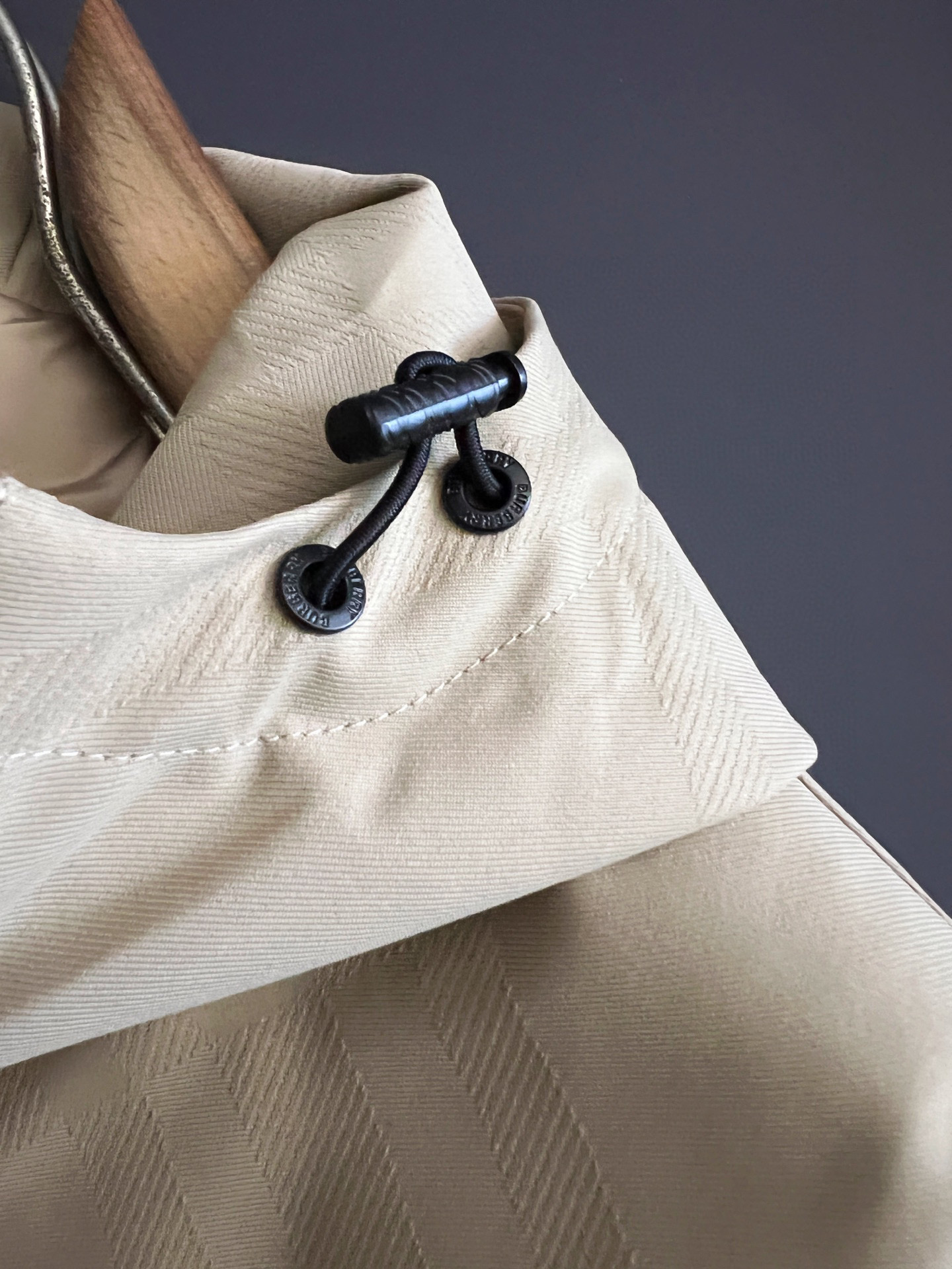 ）Bur、2025ss秋冬新款发布❤️翻领立领夹克外套，穿上就是舒适自在又显瘦的存在，慵懒而随性，结合干