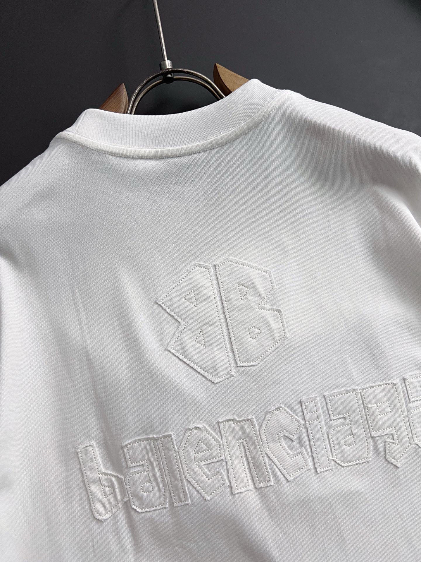 ）Bal*、爆款王炸2025Ss🌟爆款310g纯棉双纱爆款现货四季系列短袖，简约基础衣橱神器， 休闲百搭