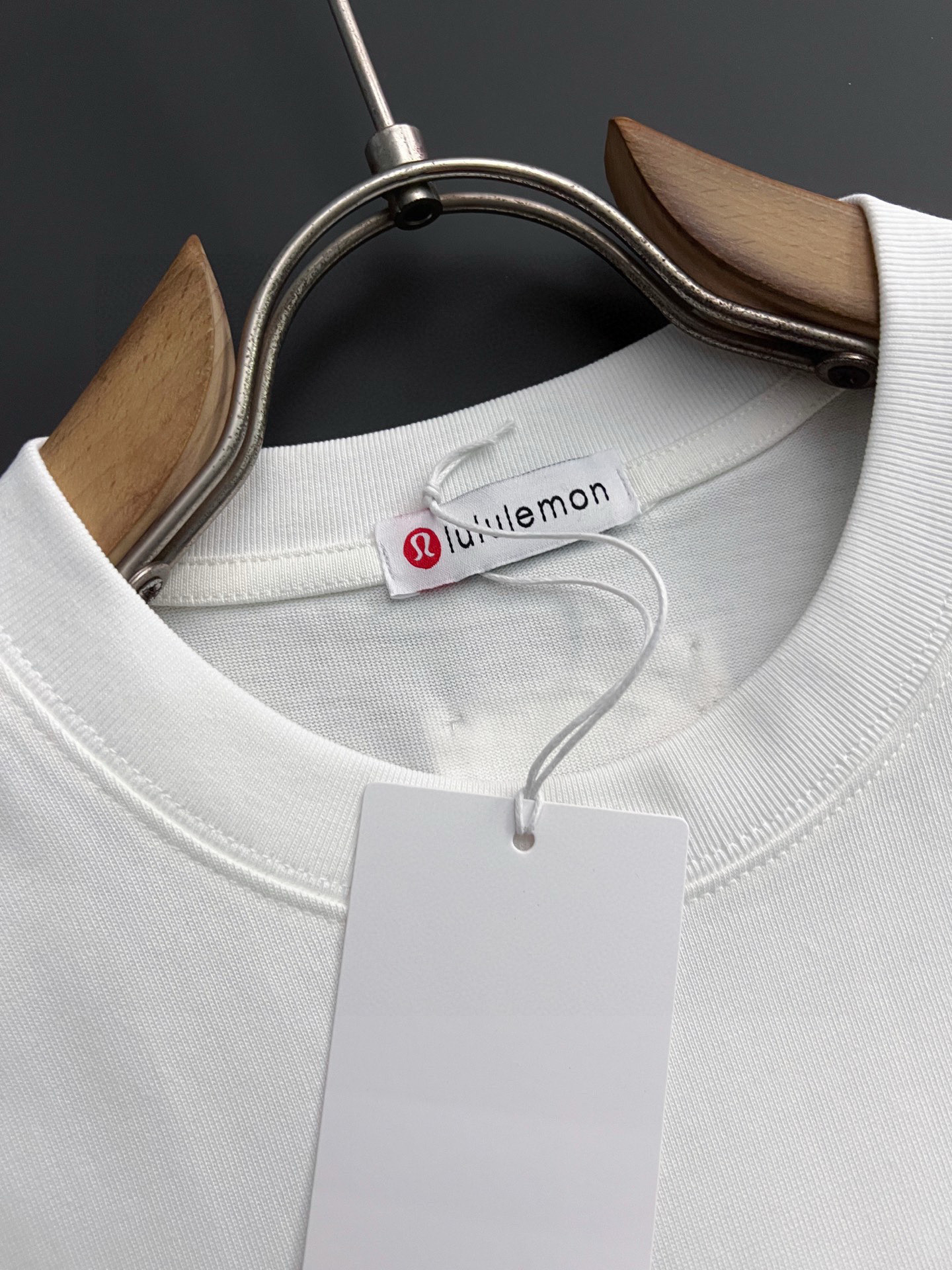 ）Lulu*、2025Ss🌟爆款260g纯棉双纱爆款现货四季系列短袖，简约基础衣橱神器， 休闲百搭必备款