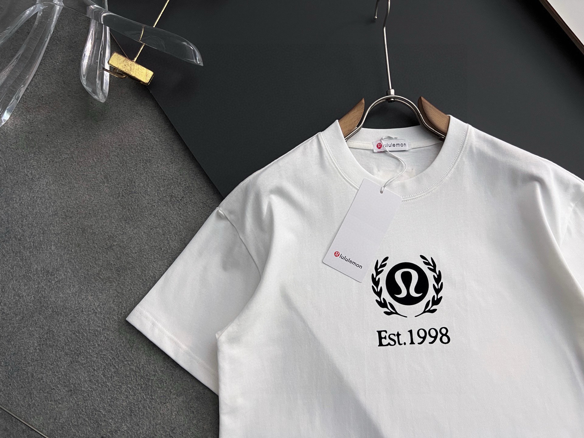 ）Lulu*、2025Ss🌟爆款260g纯棉双纱爆款现货四季系列短袖，简约基础衣橱神器， 休闲百搭必备款