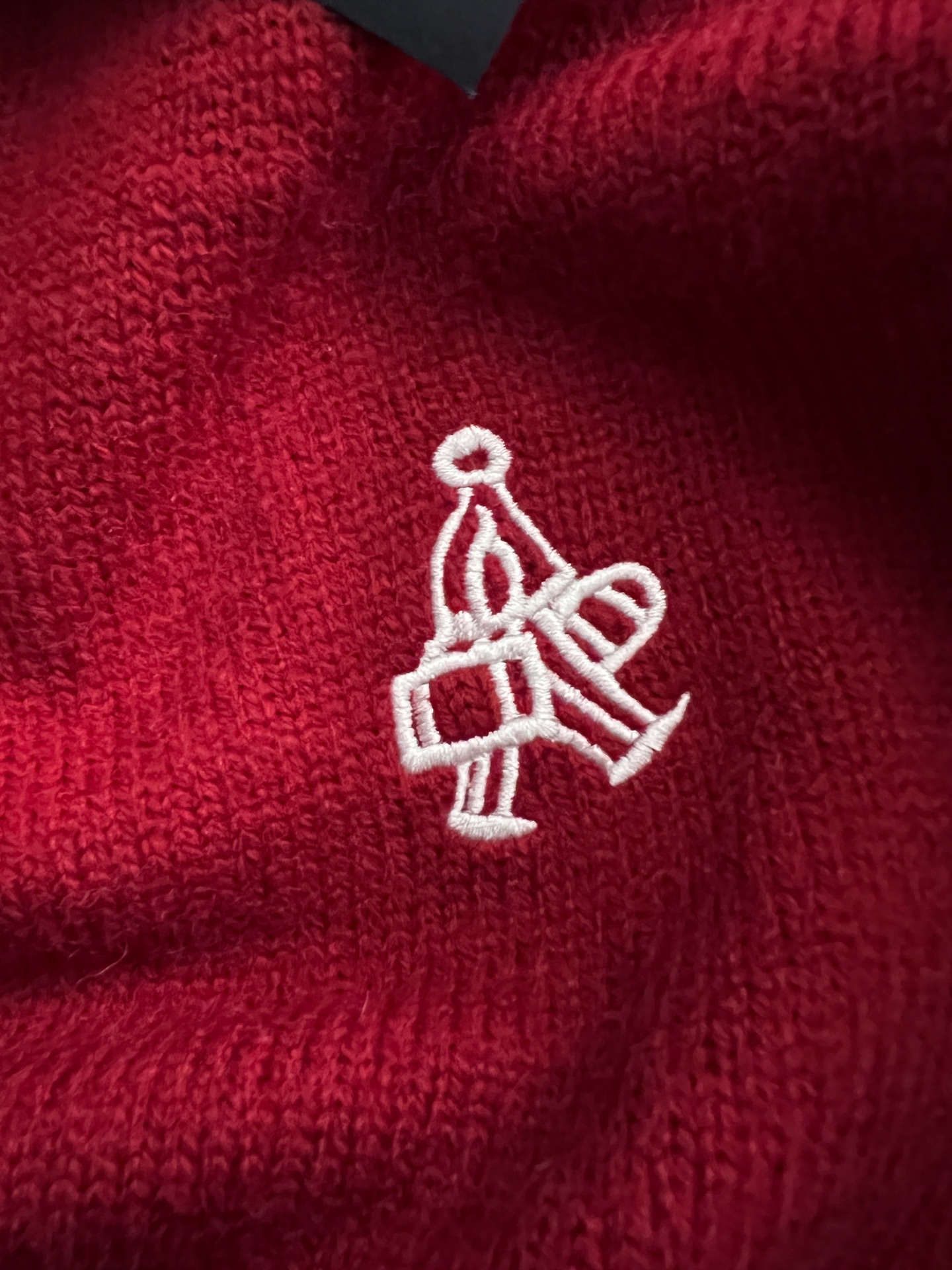 ）Prad*，2025秋冬最新款拼色假两件毛衣！意大利高密度针织，百搭毛衣，Logo标志刺绣！弹力修身版