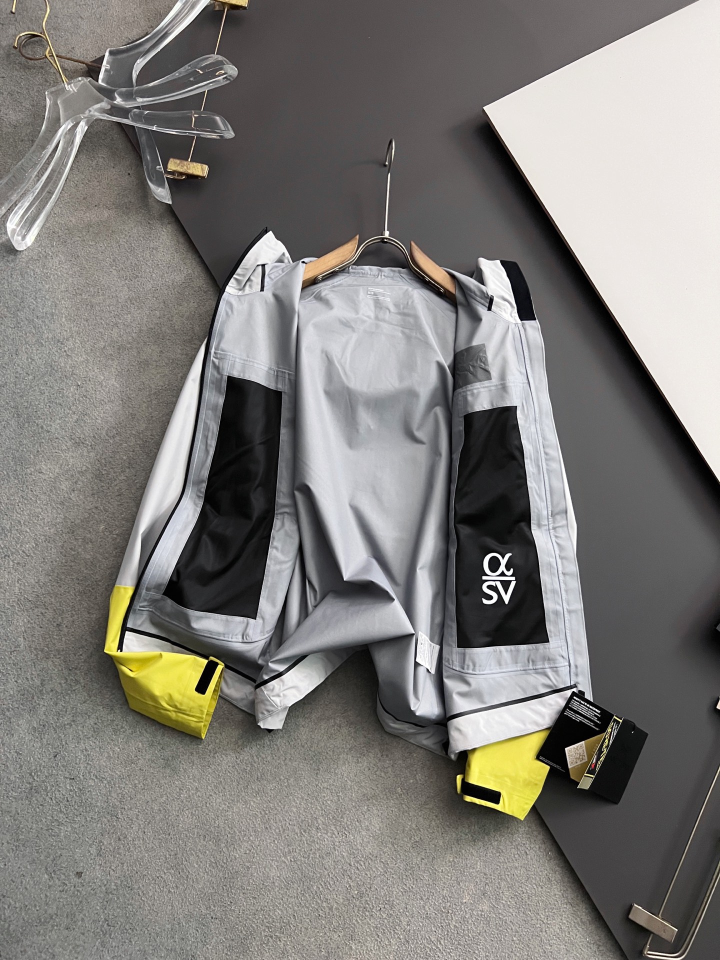 ）🐦 鸟家 RUSH系列Gore-Tex Pro 登山滑雪超轻量软壳连帽长袖户外远足防水防风透气冲锋衣码