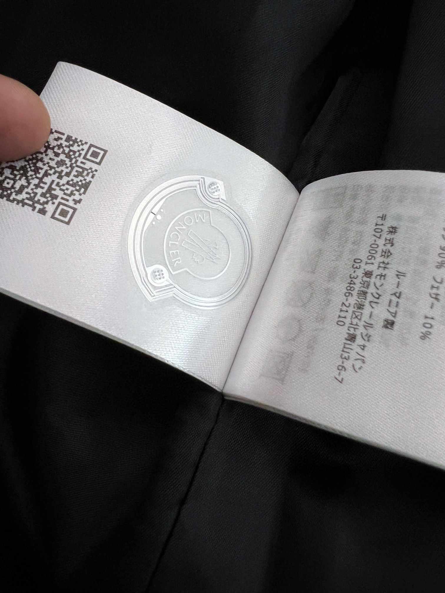 ） Moncle*新款连帽风衣夹克，客供进口聚脂纤维面料原厂五金配件，进口的科技面料防风防雨防紫外线!凸