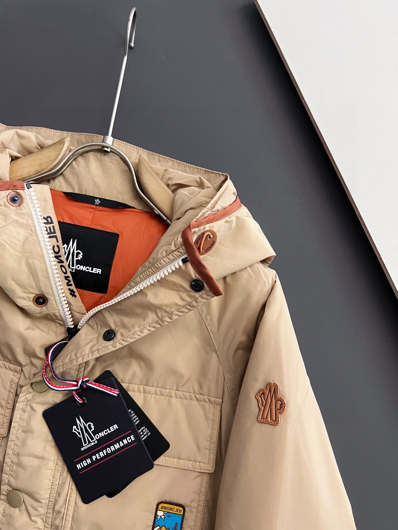 ）Moncle*顶级棉衣、秋冬最新款宇航飞行员✈️内胆棉衣，完美[强]完美[强]完美[强]，面料非常舒适