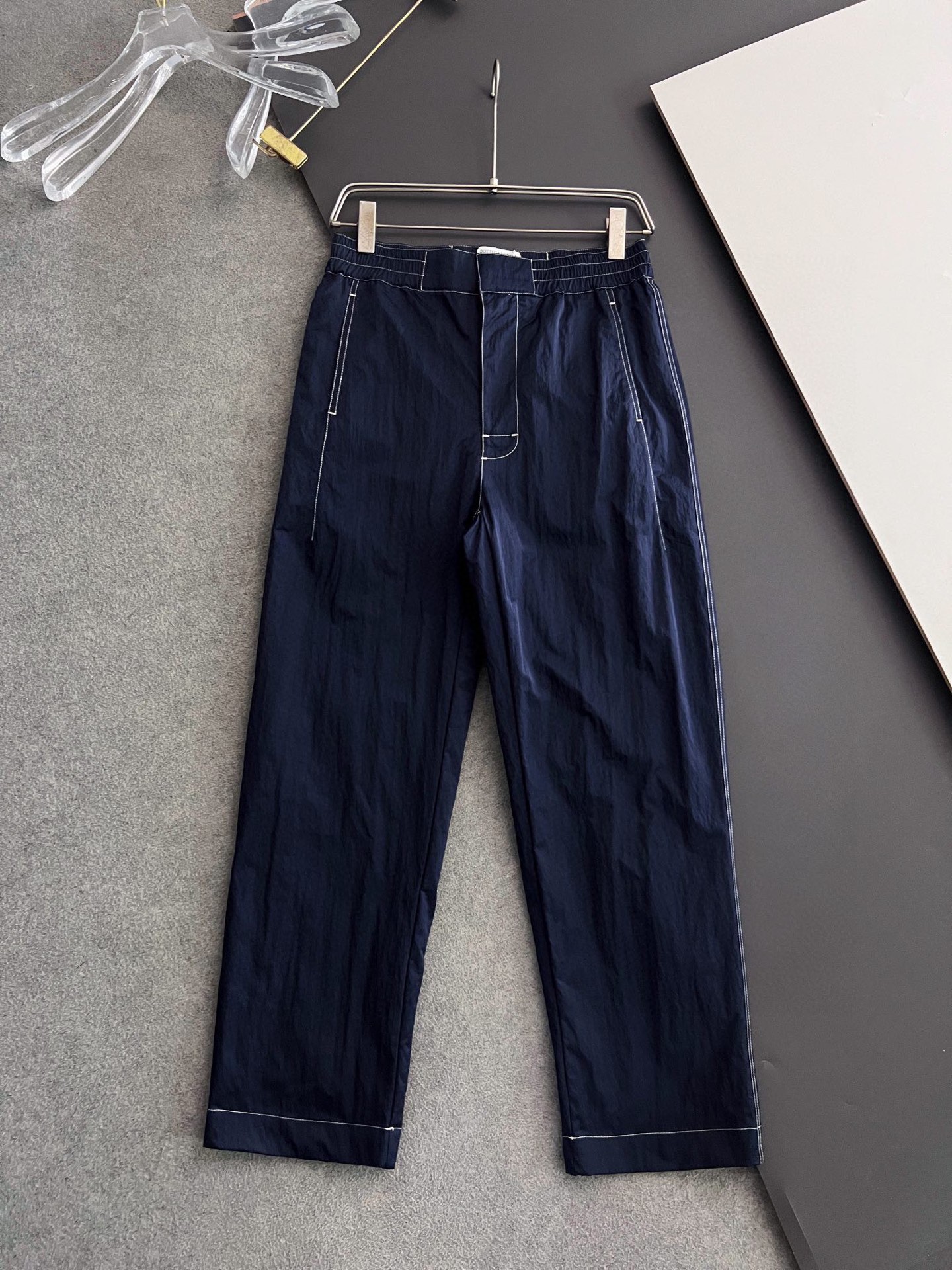 上衣 BV🌟早秋新款对比色明线尼龙连帽夹克，男女同款时尚双拉链门襟宽松休闲夹克外套！贸易公司渠道稀出，同