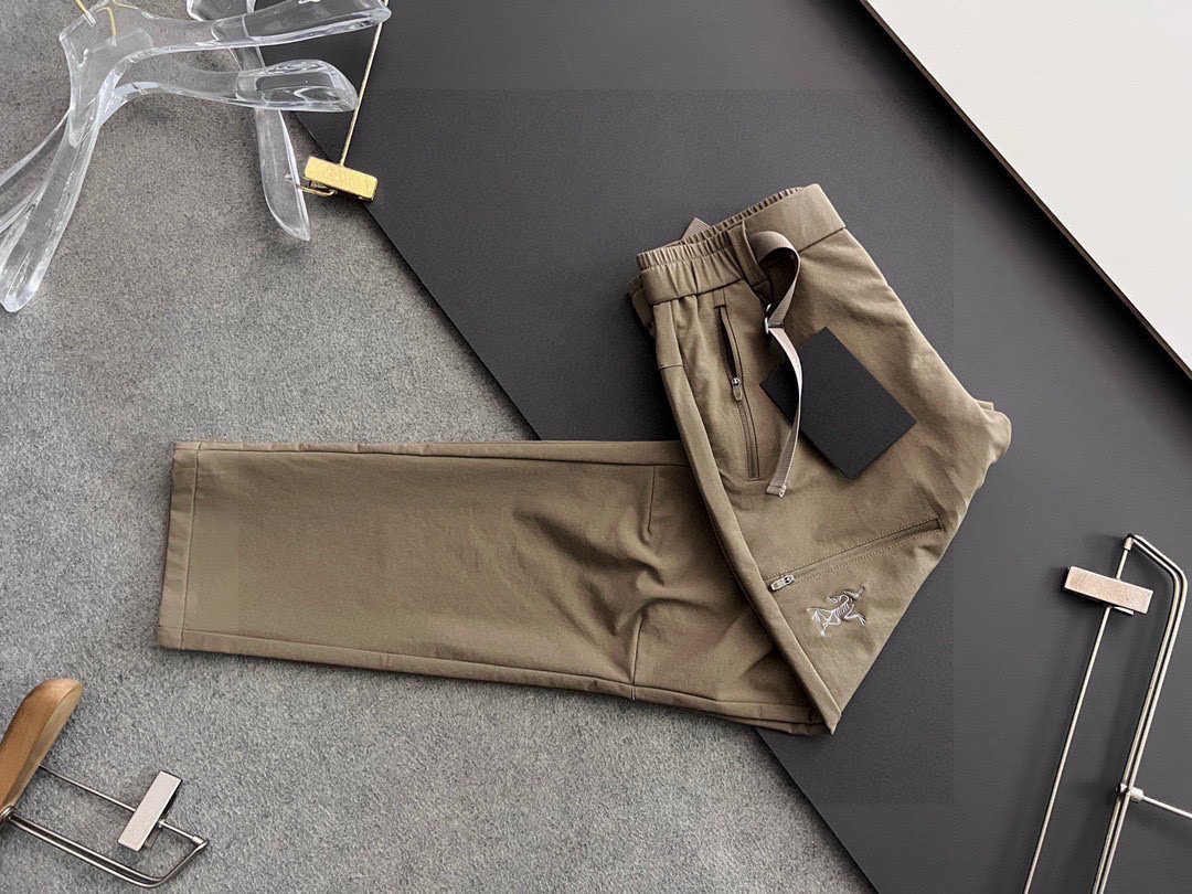 ） 始祖🐦ARC、25Ss男士工装软壳休闲裤.....……标志性的鸟家LOGO刺绣 休闲户外都是最好的选