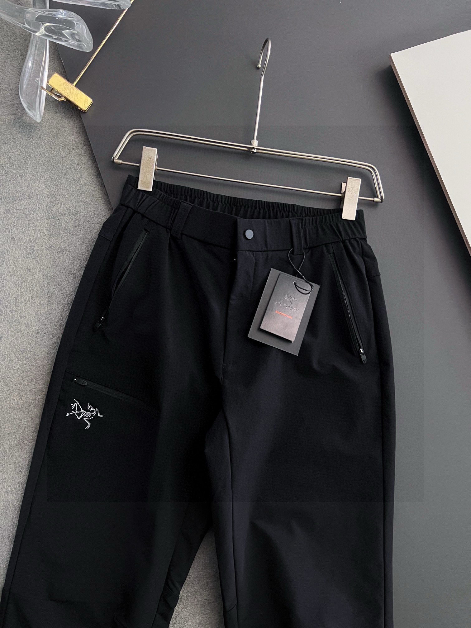 ） 始祖🐦ARC、25Ss男士工装软壳休闲裤.....……标志性的鸟家LOGO刺绣 休闲户外都是最好的选