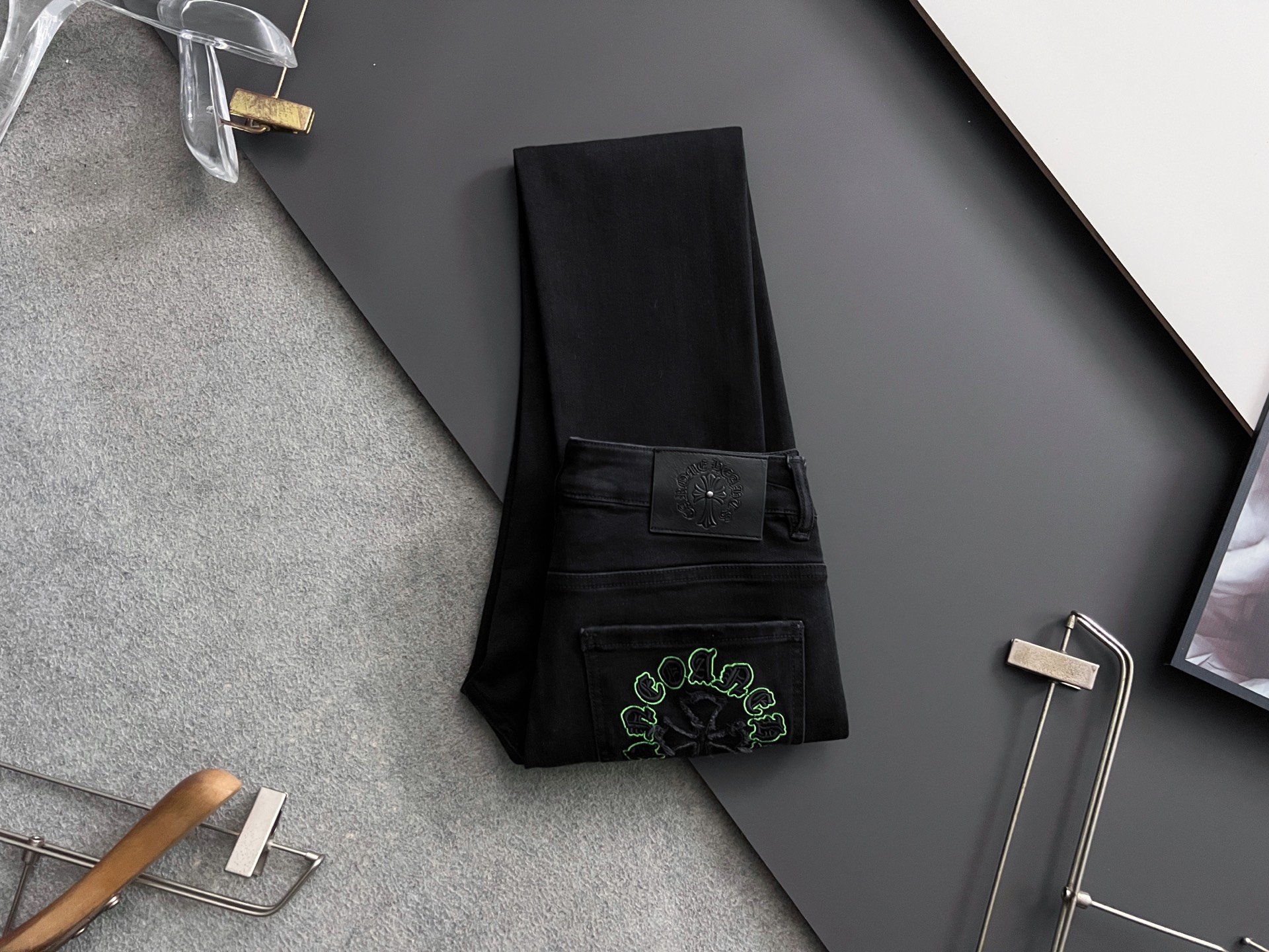 ）CH克罗心* 25/s新季爆款品质感处理完美经典休闲弹力牛仔裤 低调奢华感、订制皮牌+五金配件 专柜年