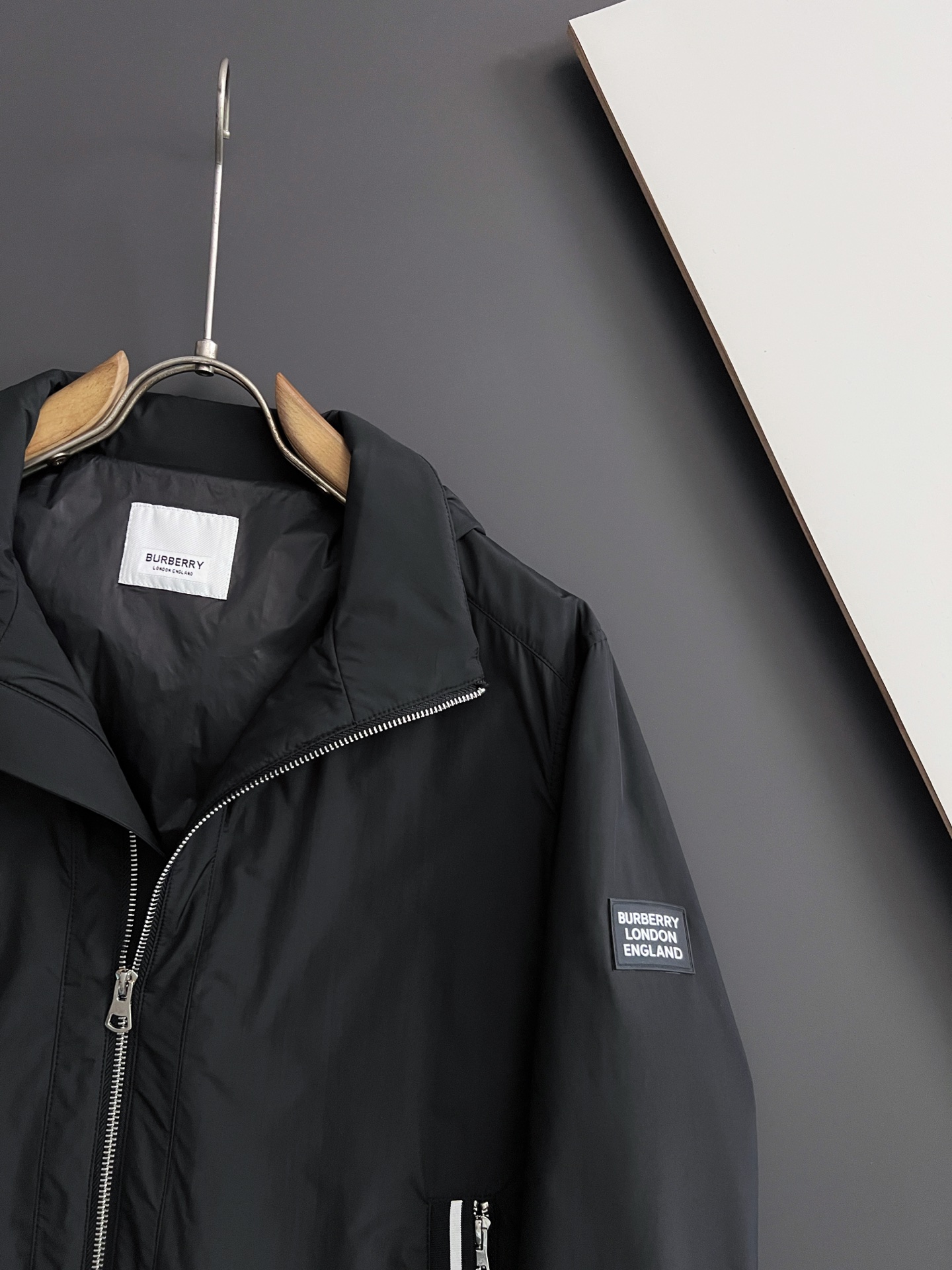 ） Bur* 2025秋冬新款老花🆕薄棉夹克 原版1:1订制五金配件全进口原版定制 欢迎专柜对比 超柔软