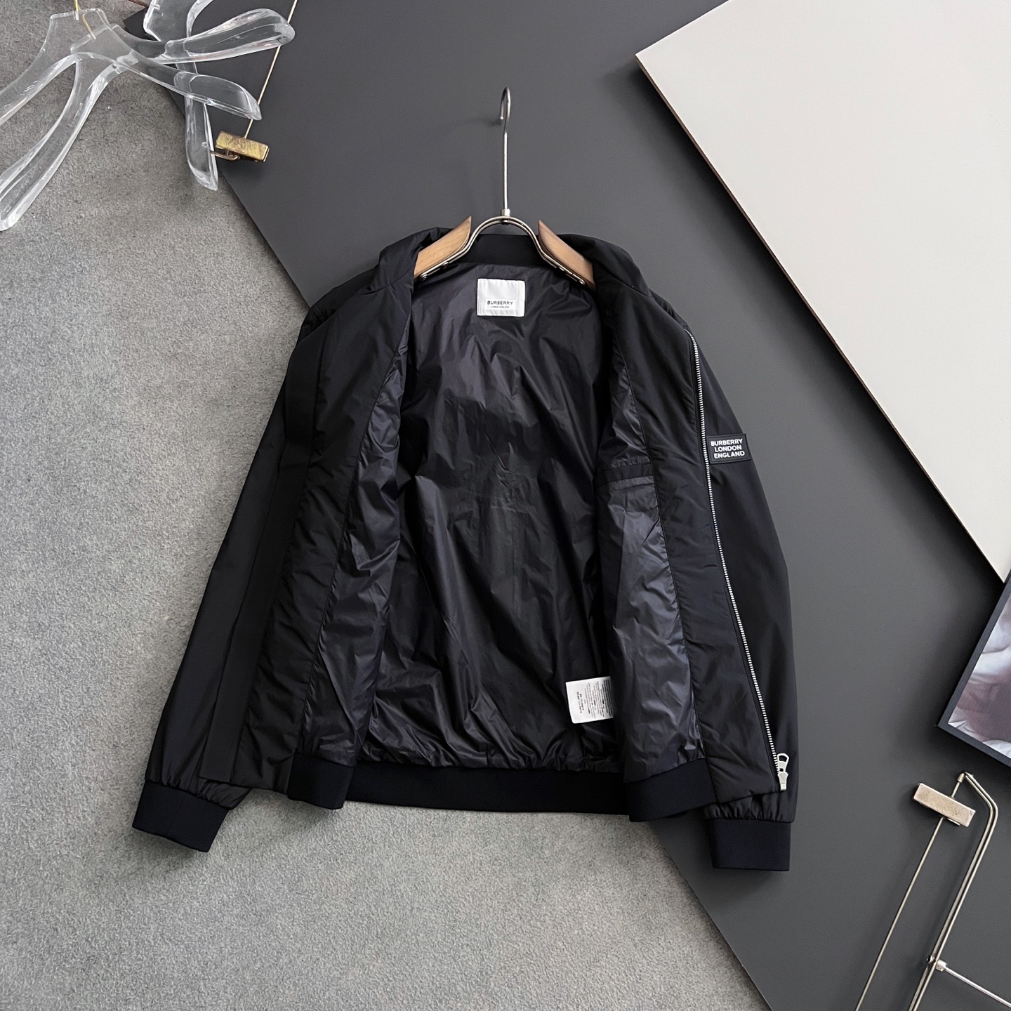 ） Bur* 2025秋冬新款老花🆕薄棉夹克 原版1:1订制五金配件全进口原版定制 欢迎专柜对比 超柔软