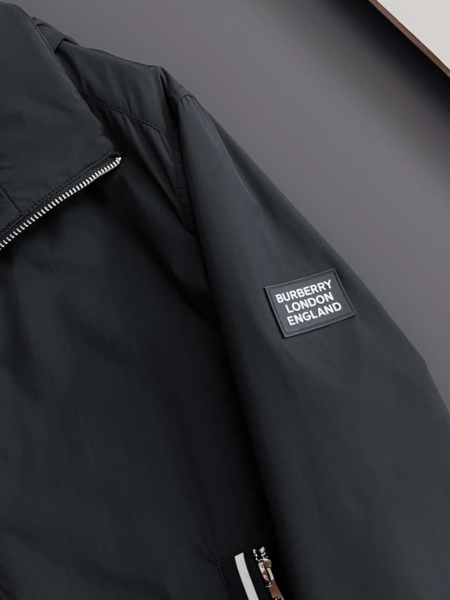 ） Bur* 2025秋冬新款老花🆕薄棉夹克 原版1:1订制五金配件全进口原版定制 欢迎专柜对比 超柔软