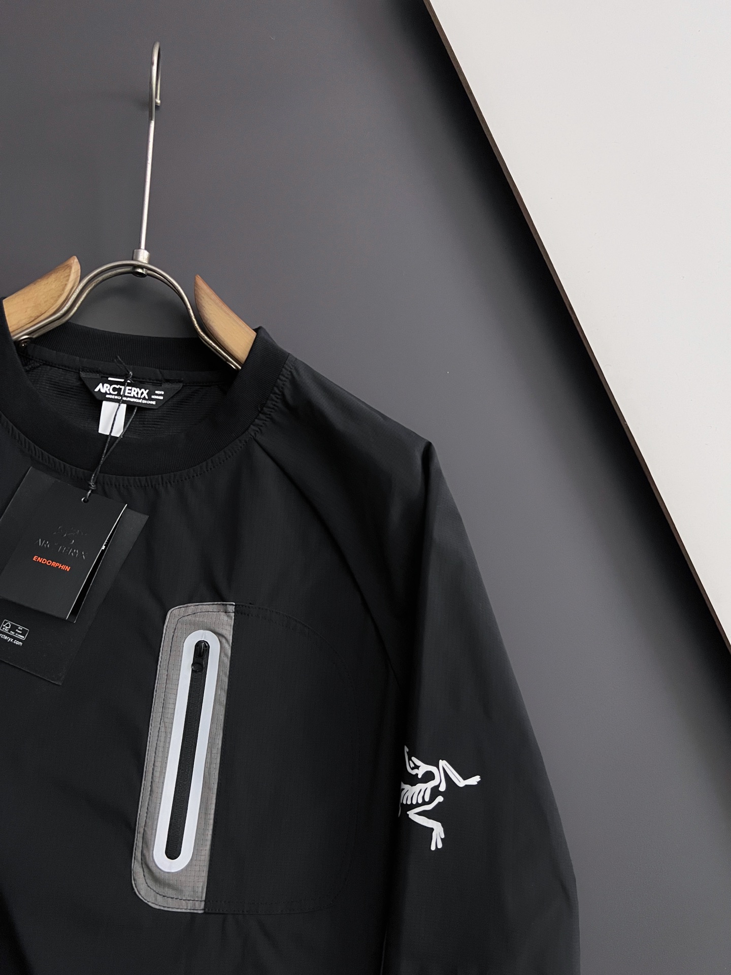 ）始祖🐦*男女同款 冲锋衣卫衣 (美版)✅高透层压织物Gore-tex仿水透气薄膜 ✅匹布数码印再红外线