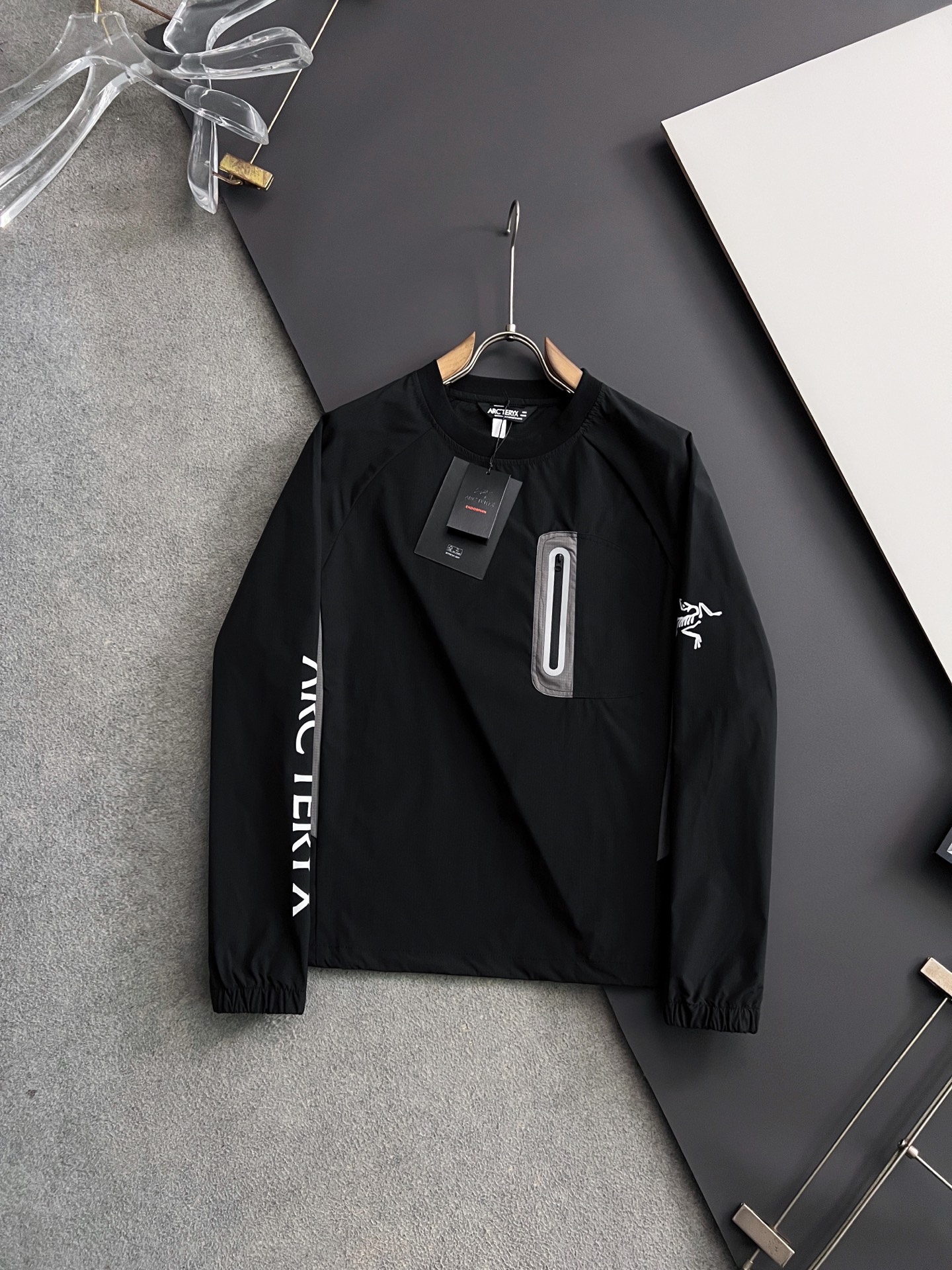 ）始祖🐦*男女同款 冲锋衣卫衣 (美版)✅高透层压织物Gore-tex仿水透气薄膜 ✅匹布数码印再红外线