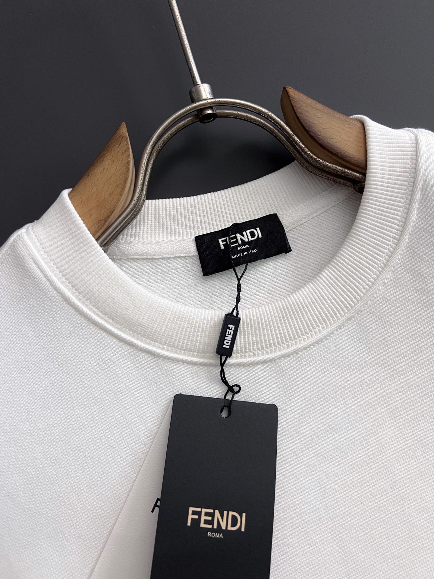 Fendi 2025Ss White Cotton Sweatshirt with Yellow Monster Eyes Embroidery 5 i1758036813023 7280 0 3