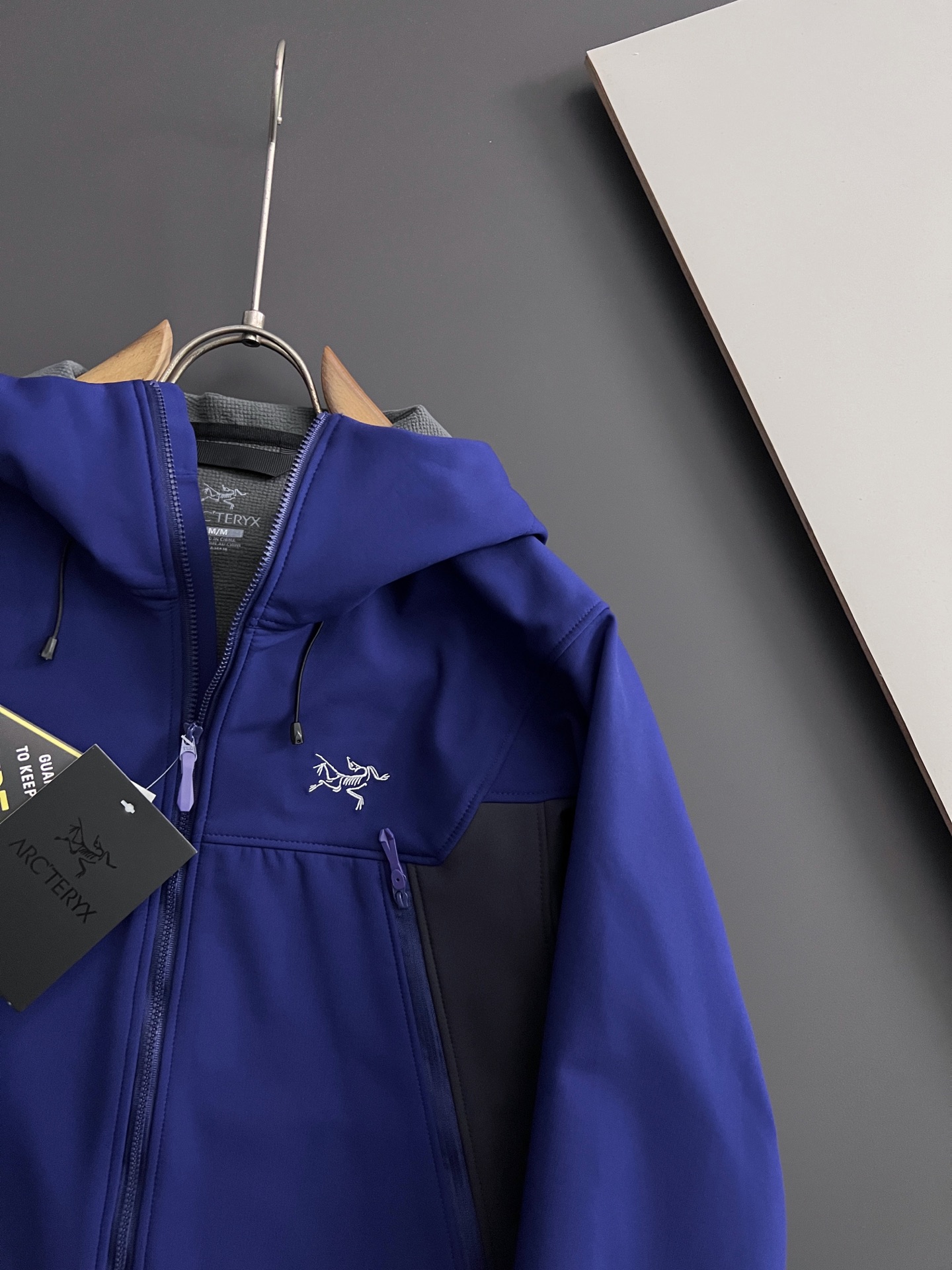 ）始祖🐦*2025Ss秋冬新款棉夹克小外套！质感与面料完美到爆基础百搭不挑人的款式，专业抗菌防静电、远红