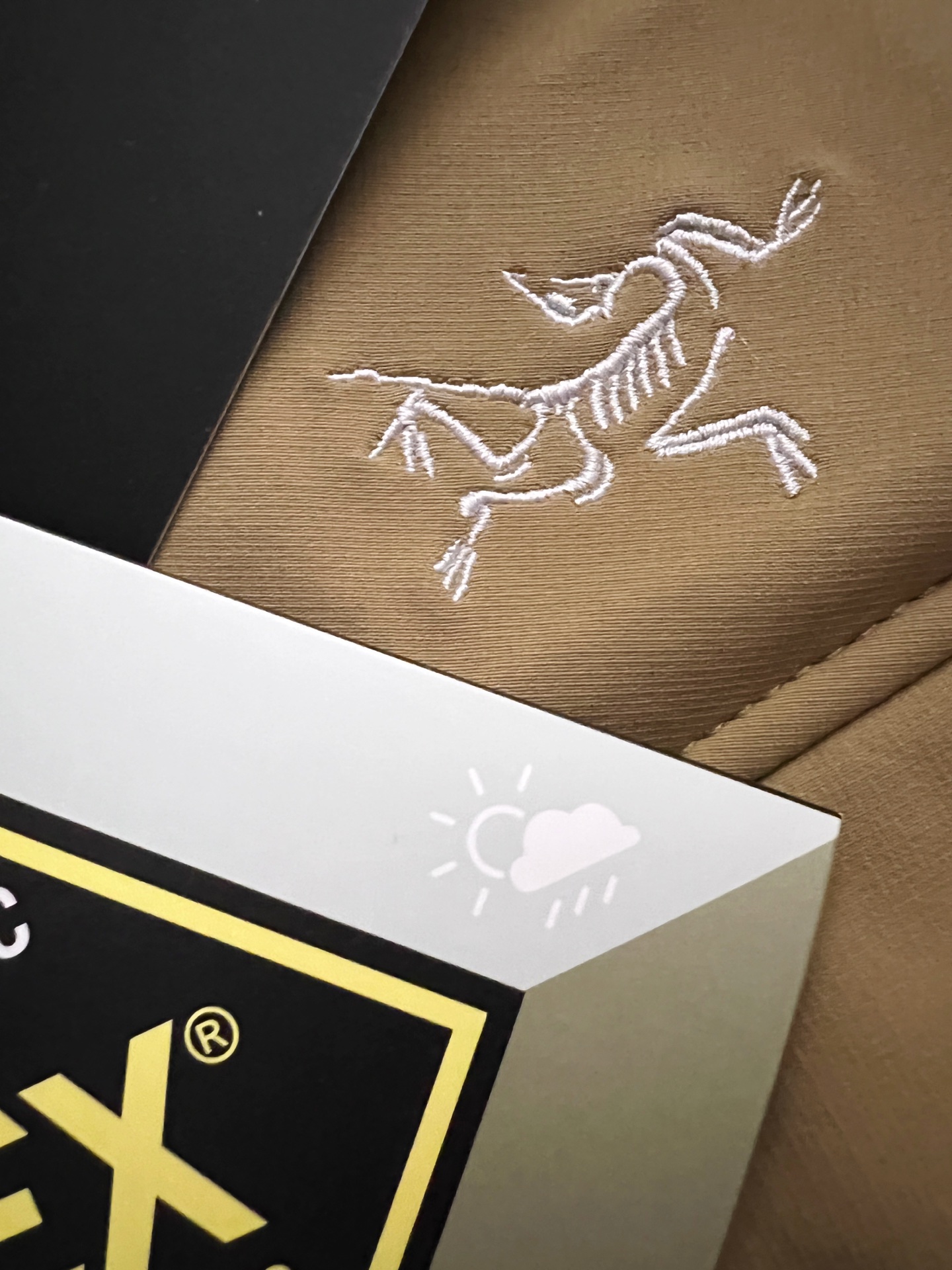 ）始祖🐦*2025Ss秋冬新款棉夹克小外套！质感与面料完美到爆基础百搭不挑人的款式，专业抗菌防静电、远红