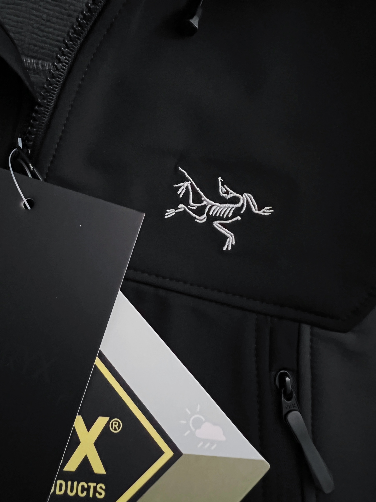 ）始祖🐦*2025Ss秋冬新款棉夹克小外套！质感与面料完美到爆基础百搭不挑人的款式，专业抗菌防静电、远红