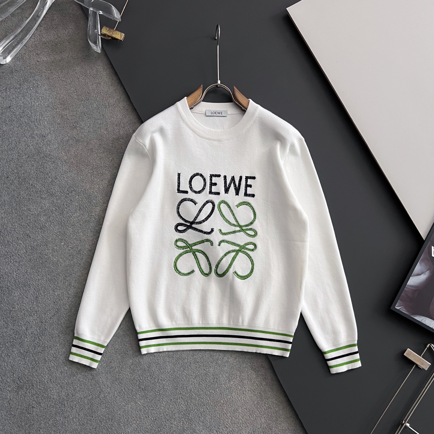 ）Loe🌟·2025款毛衣，秋冬最新款！高品质意大利进口面料，高密度针织，百搭毛衣，内搭衬衫都帅气十足！