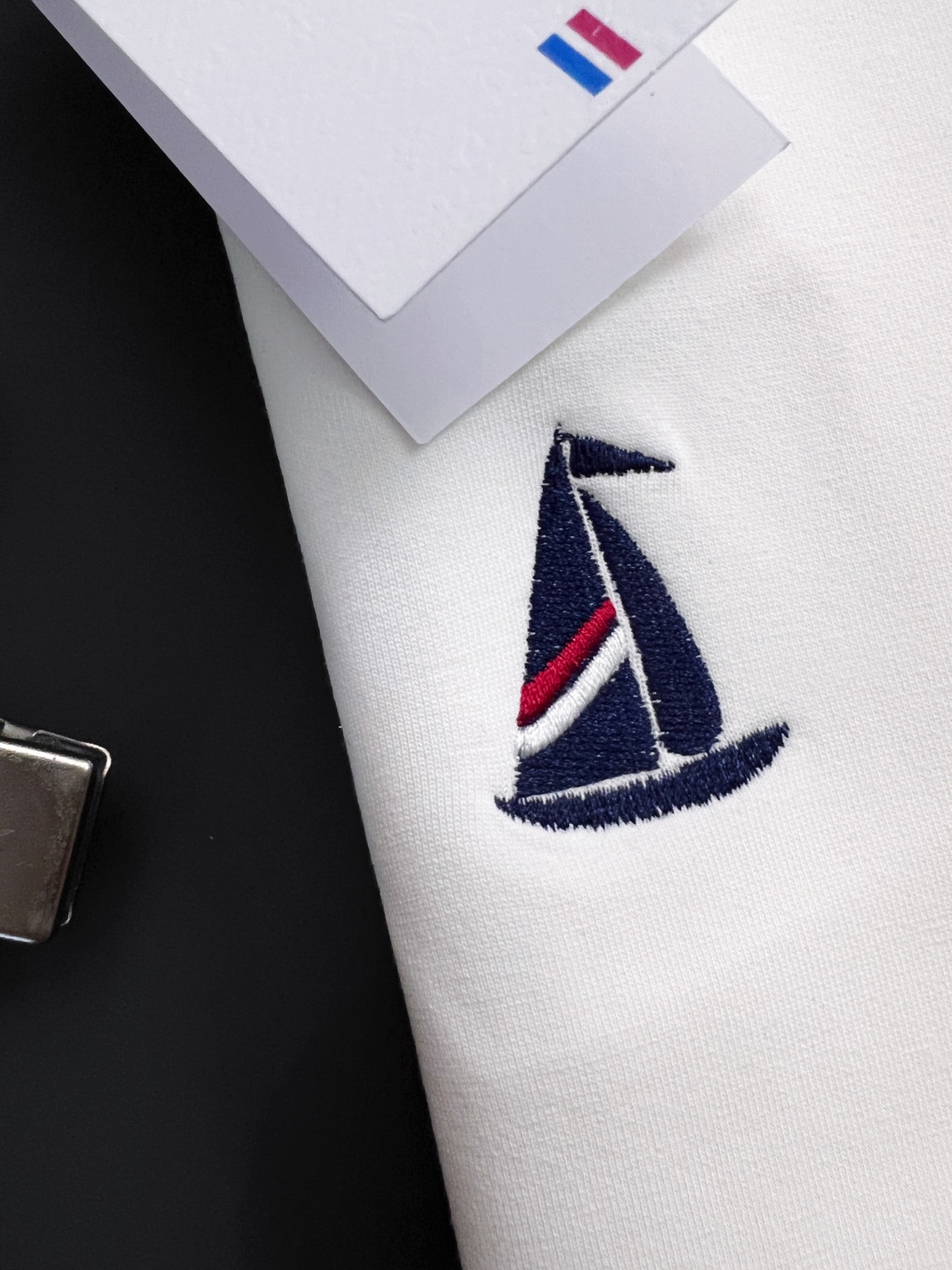 ）套装TB🔥🔥非常火爆的线条色搭呈现专属帆船Logo刺绣造型、手感极佳，进口记忆空气层面料特点柔软 摸着