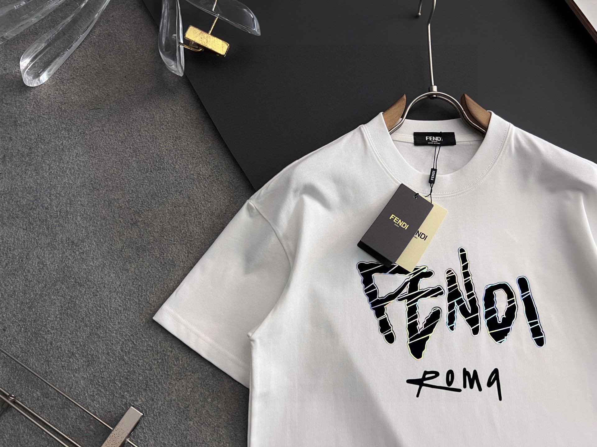 ）Fend福利*、2025Ss爆款280g纯棉双纱爆款现货四季系列短袖，简约基础衣橱神器， 休闲百搭必备