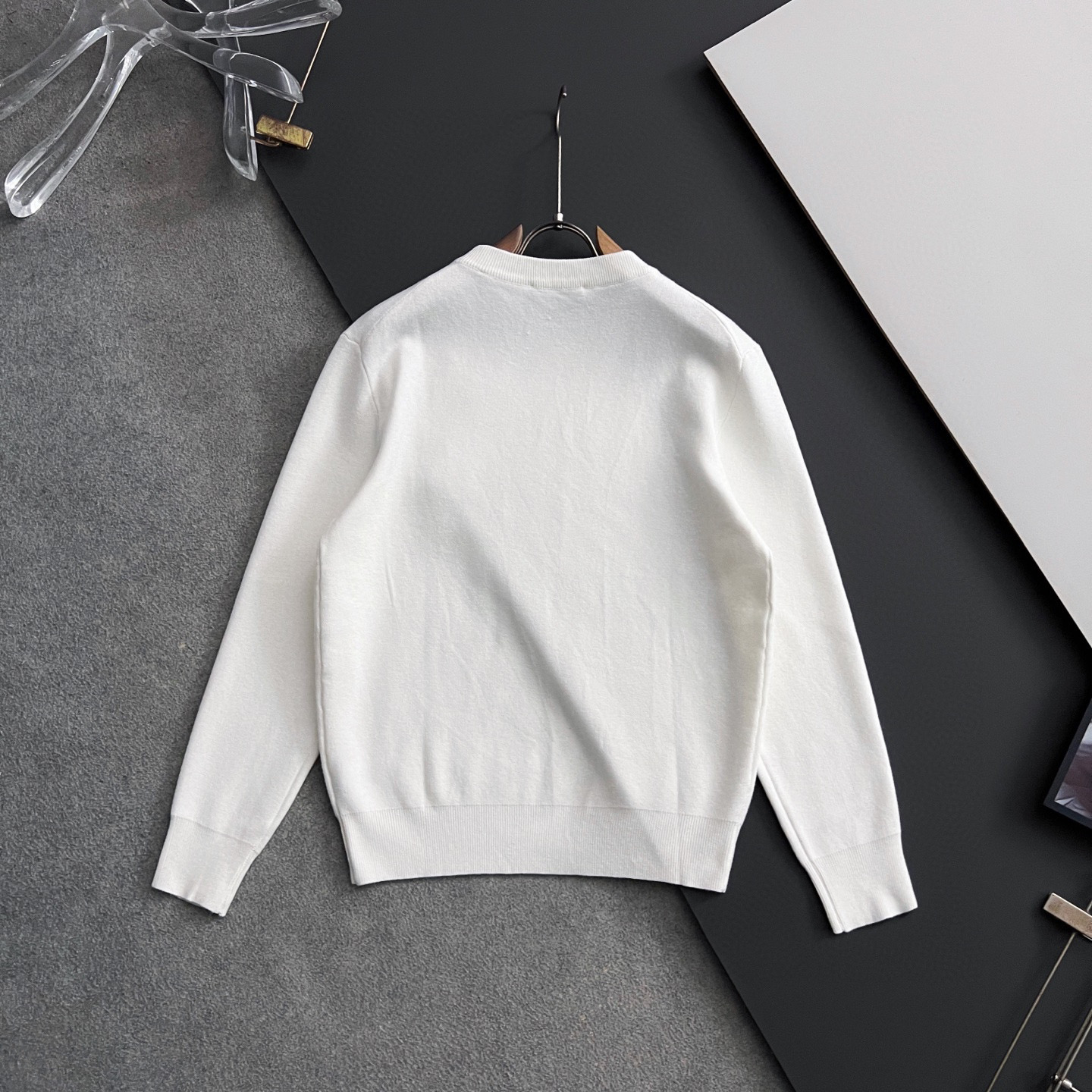 ）1V🌟·2025款毛衣，秋冬最新款！高品质意大利进口面料，高密度针织，百搭毛衣，内搭衬衫都帅气十足！L