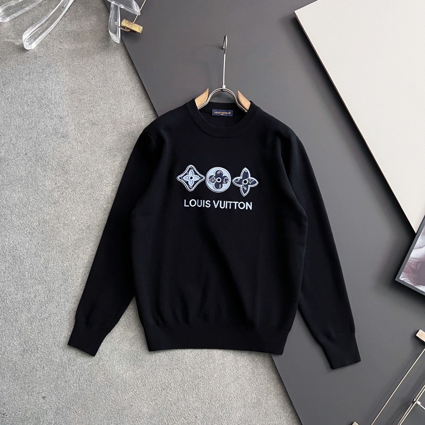 ）1V🌟·2025款毛衣，秋冬最新款！高品质意大利进口面料，高密度针织，百搭毛衣，内搭衬衫都帅气十足！L