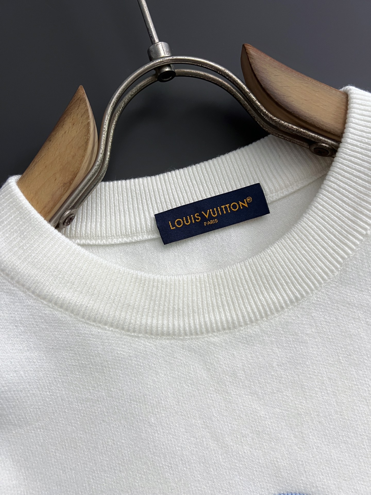 ）1V🌟·2025款毛衣，秋冬最新款！高品质意大利进口面料，高密度针织，百搭毛衣，内搭衬衫都帅气十足！L