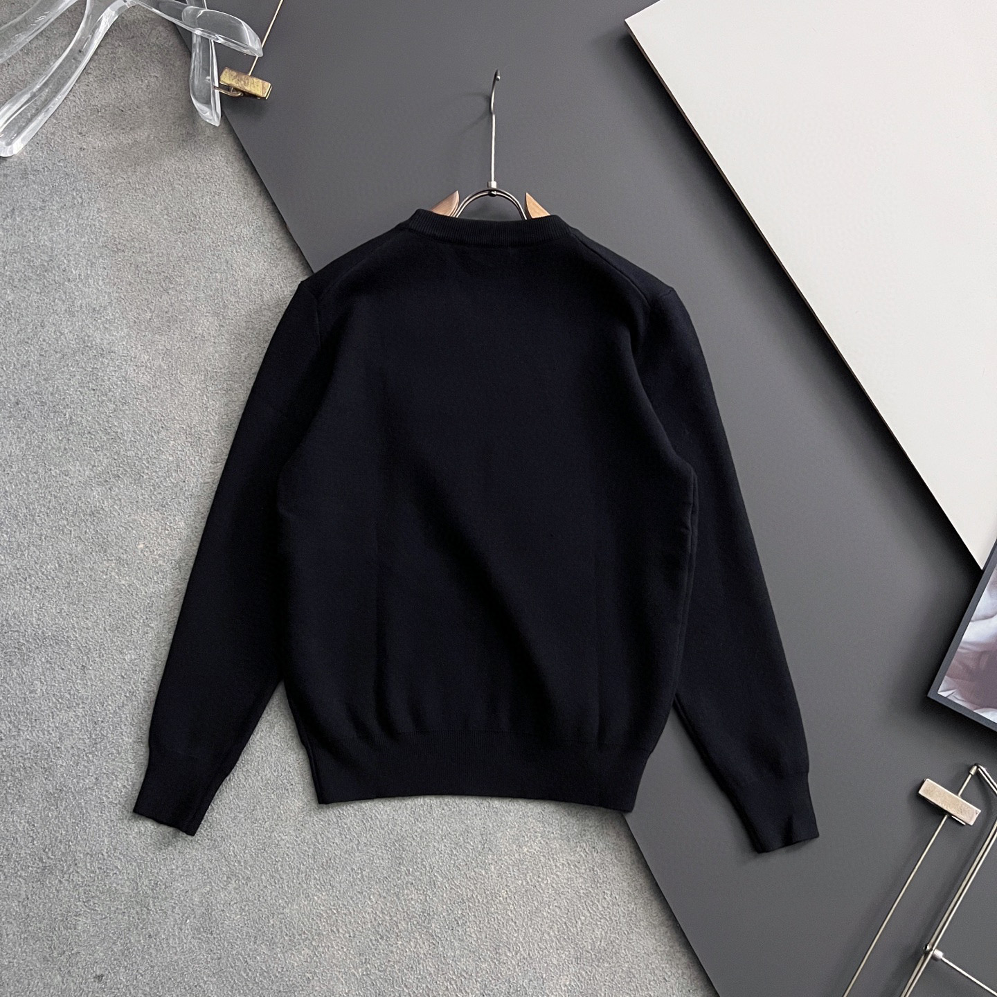 ）1V🌟·2025款毛衣，秋冬最新款！高品质意大利进口面料，高密度针织，百搭毛衣，内搭衬衫都帅气十足！L
