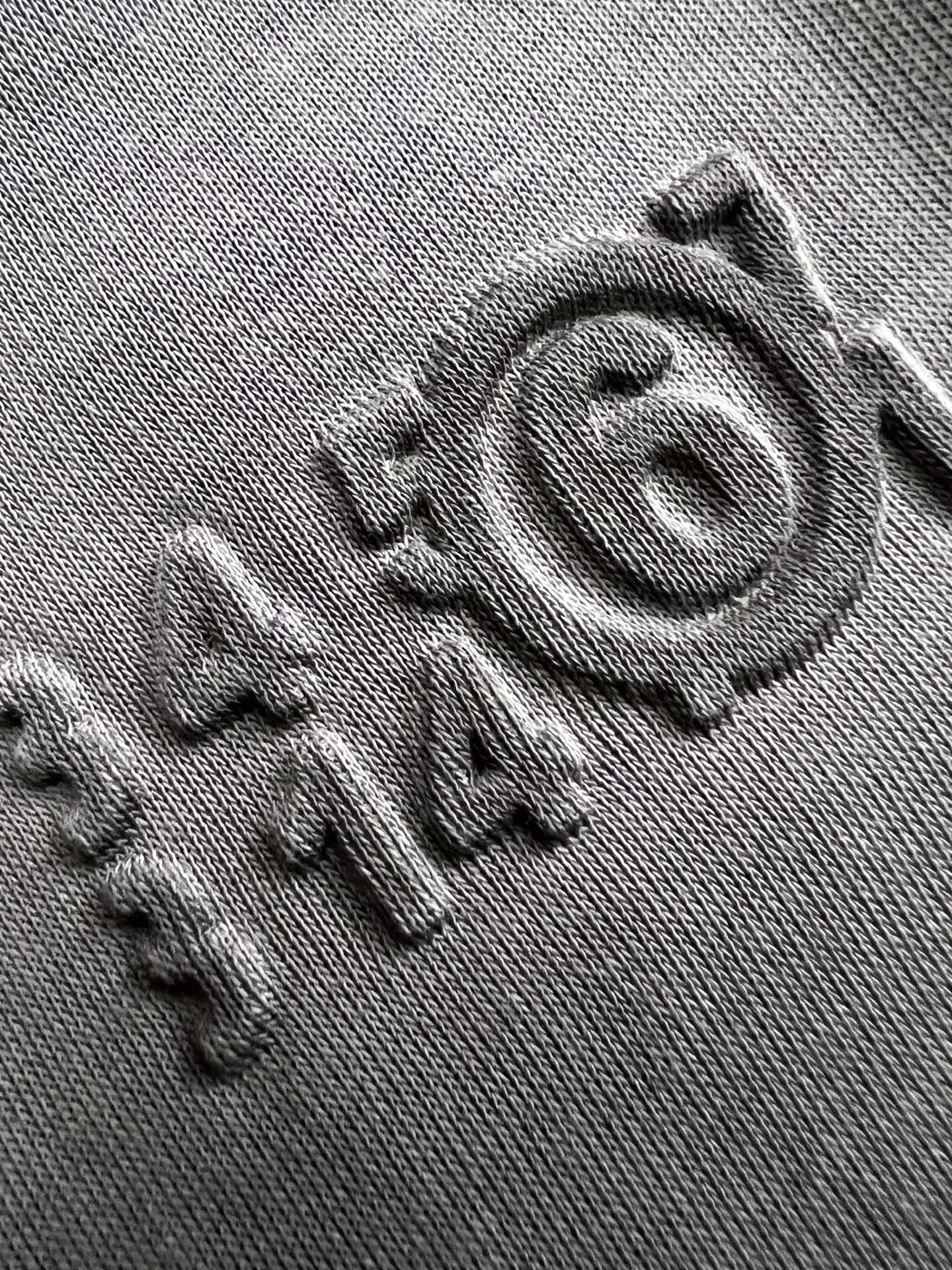 ）Marmai、马吉垃2025Ss爆款休闲裤直筒宽松慵懒风美学的焕新诠释,演绎浓郁的格调型时尚风范,细节