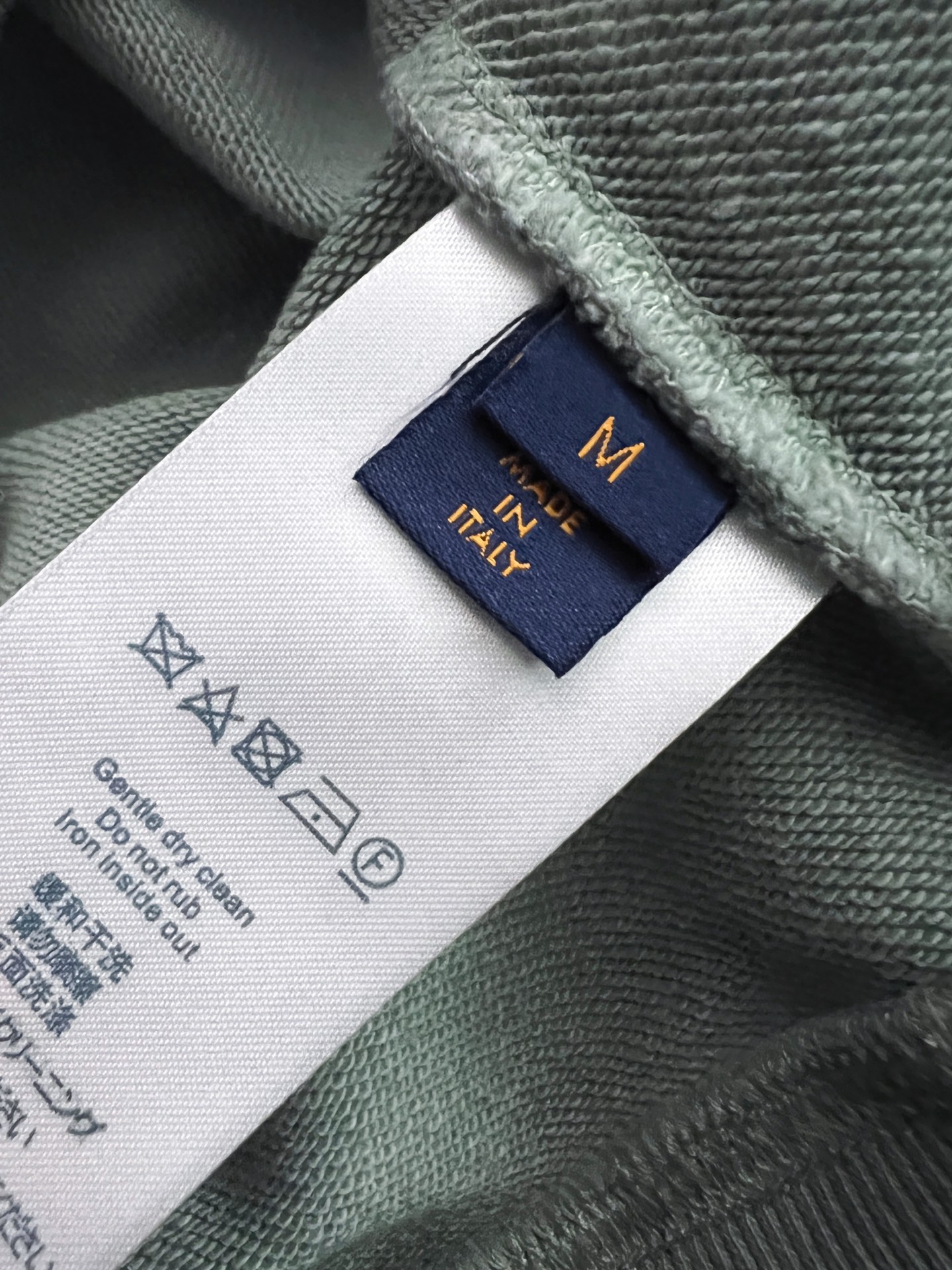 ）1V、25Ss蜡染水洗做旧顶级版本潮卫衣，最顶级的品质专柜原单，顶级制作工艺进口面料，专柜款独特设计，