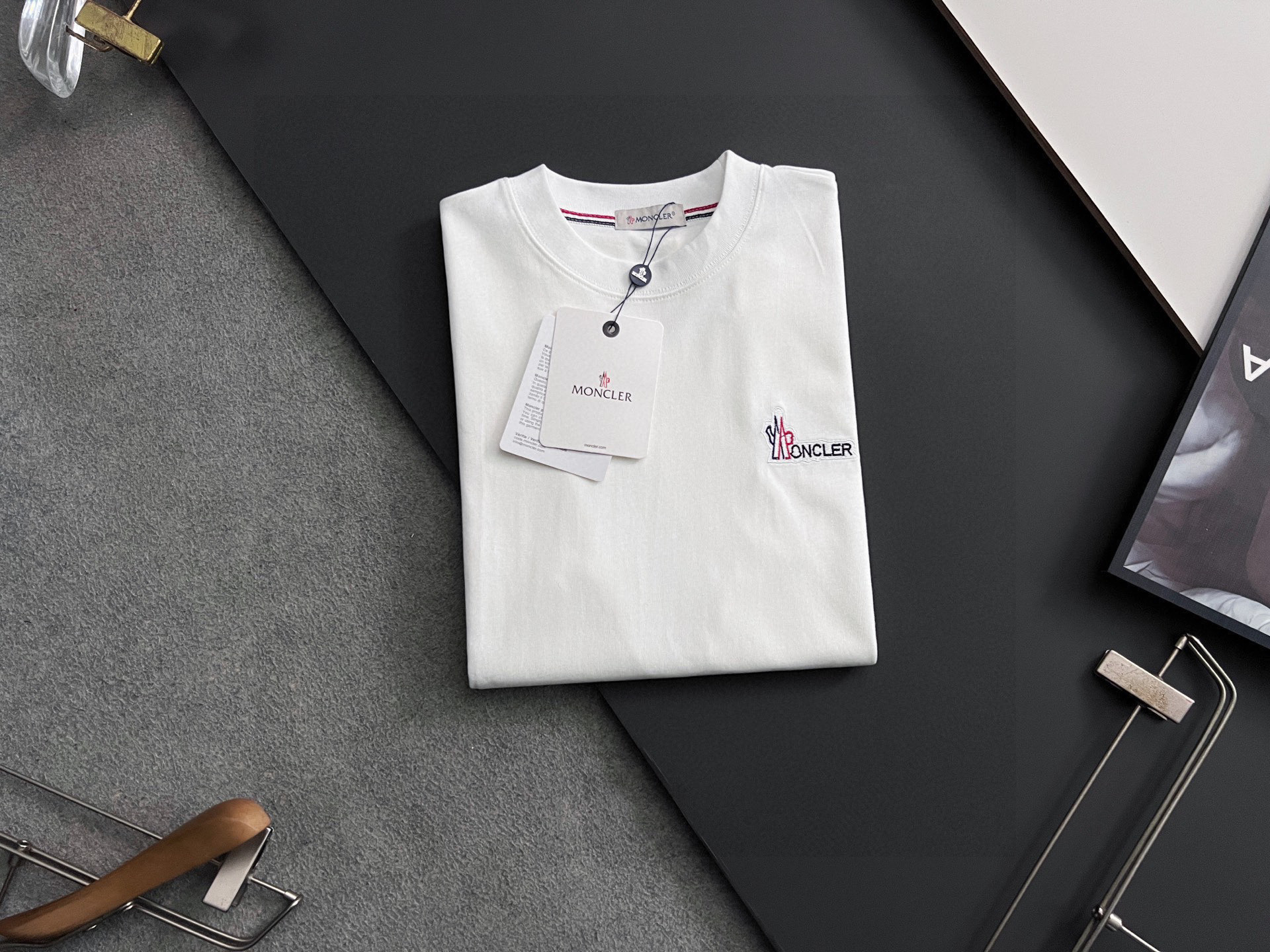 ）25福利款Mon*🌟最新独家爆款*.】重克280克纯棉双纱）爆款现货四季系列短袖，简约基础衣橱神器， 