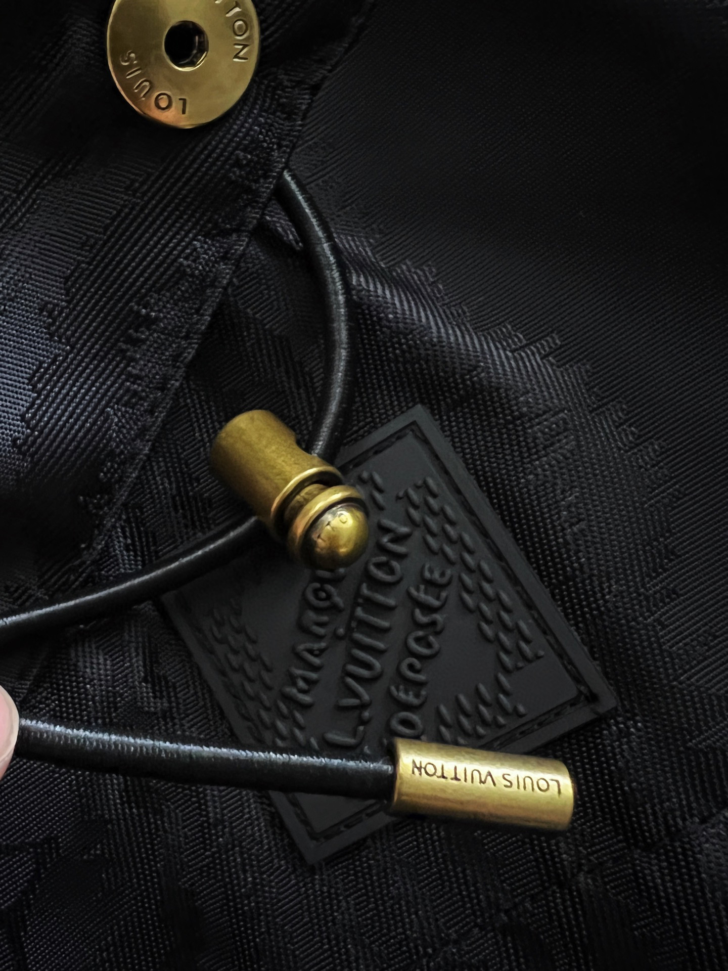 ）1V、2025ss秋冬新款发布❤️驴牌翻领立领夹克外套，穿上就是舒适自在又显瘦的存在，慵懒而随性，结合