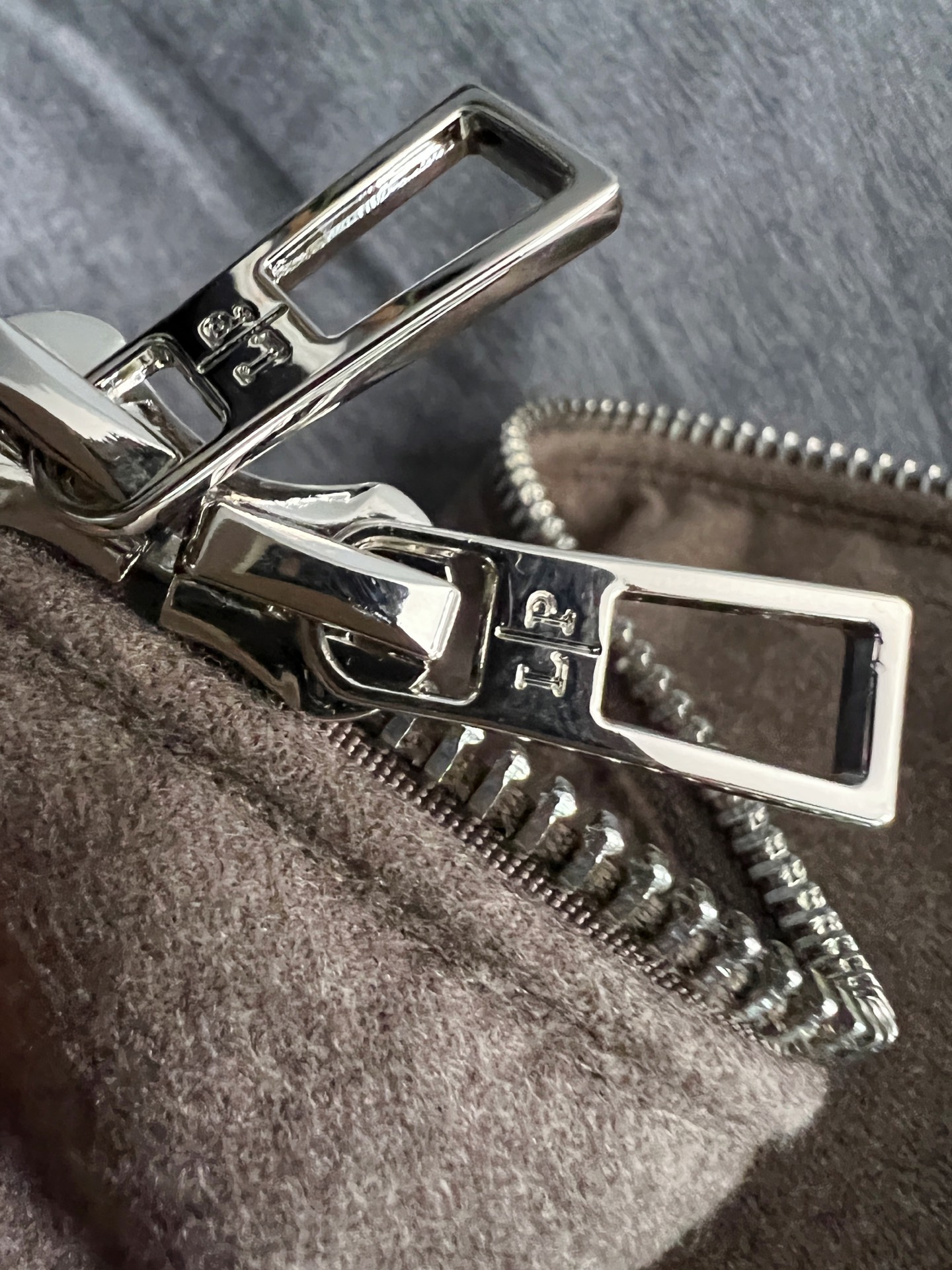 lp🆕*🌟2025FW秋冬新款# 羽绒服# lp🆕最新官*款，別致独特针织袖设计，超经典定制级混纺面料，