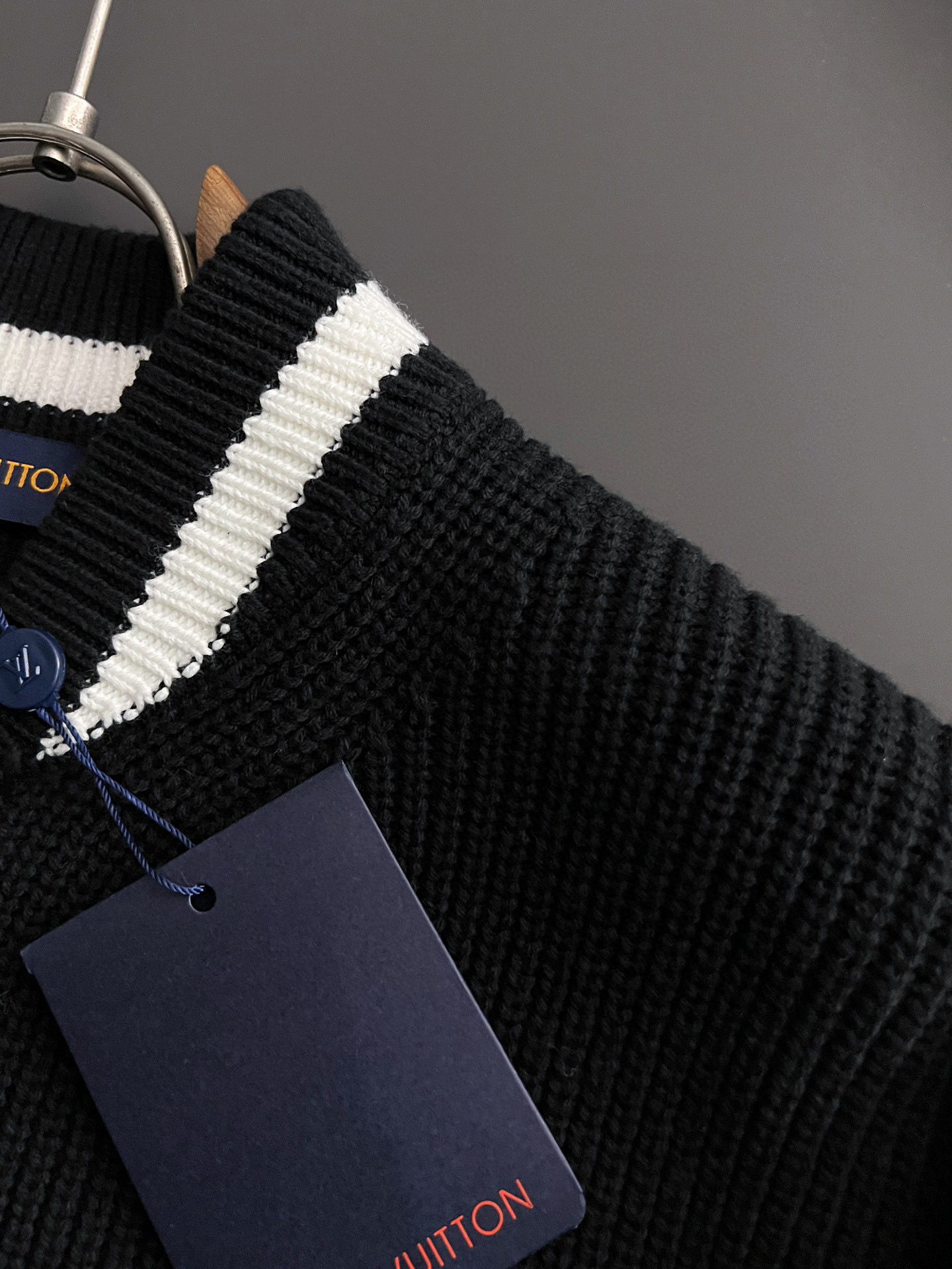 ）1V！秋冬新款男女同款高克重针织羊毛开衫，配色标识条纹工艺设计！钩织标识条纹修饰，设计经典配色钩织设计