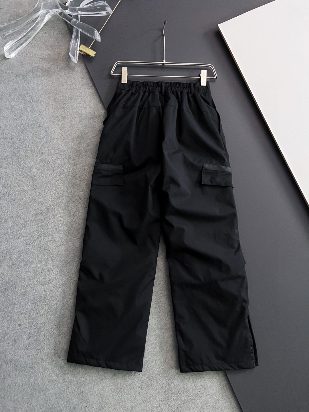 ）始祖🐦 羽绒裤🌟巨保暖 2025FW入冬装备 硬壳挡风90％白鸭绒填充 压缩后能马上立马回弹起来 蓬松