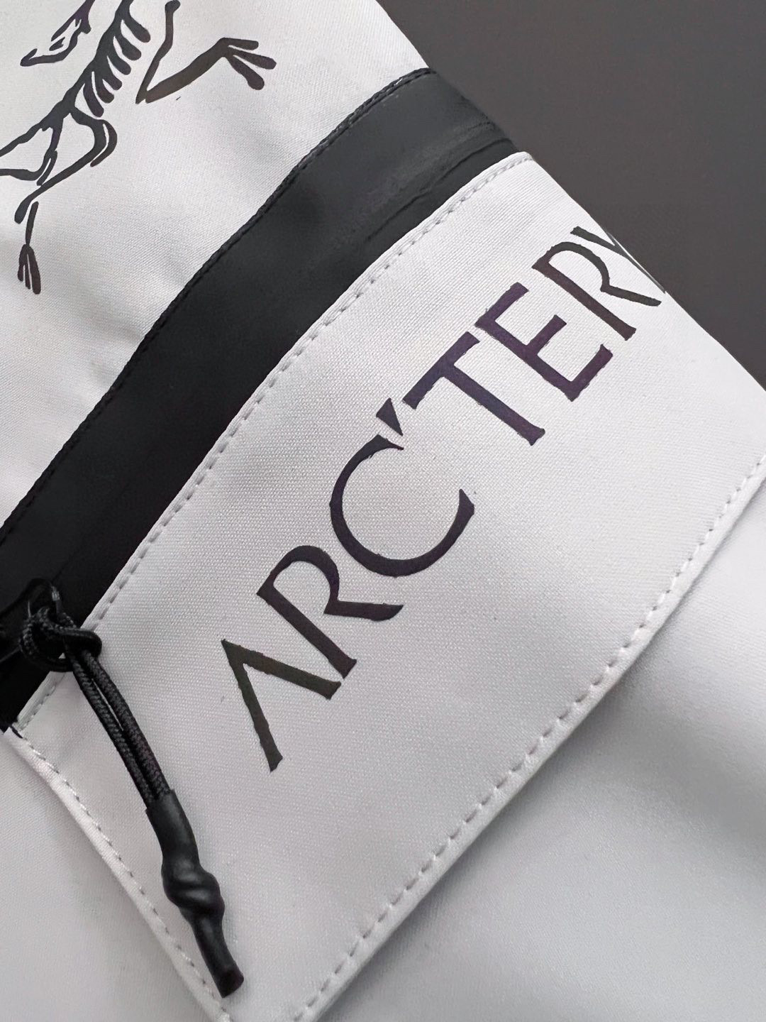 ）始祖🐦 羽绒裤🌟巨保暖 2025FW入冬装备 硬壳挡风90％白鸭绒填充 压缩后能马上立马回弹起来 蓬松