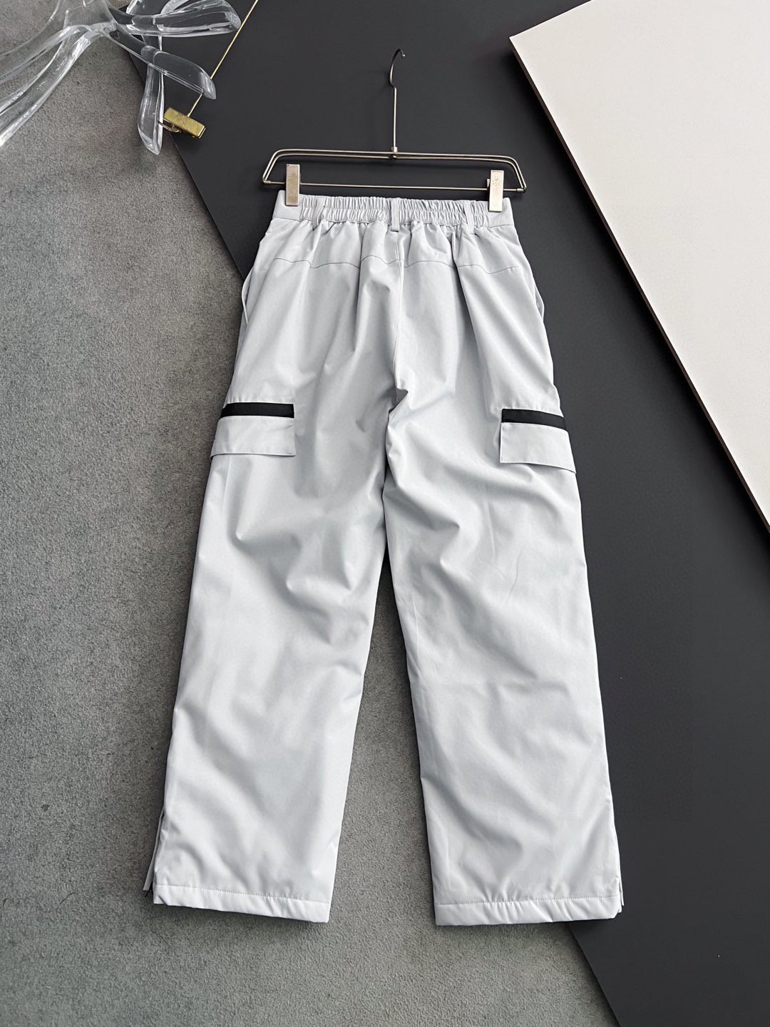 ）始祖🐦 羽绒裤🌟巨保暖 2025FW入冬装备 硬壳挡风90％白鸭绒填充 压缩后能马上立马回弹起来 蓬松