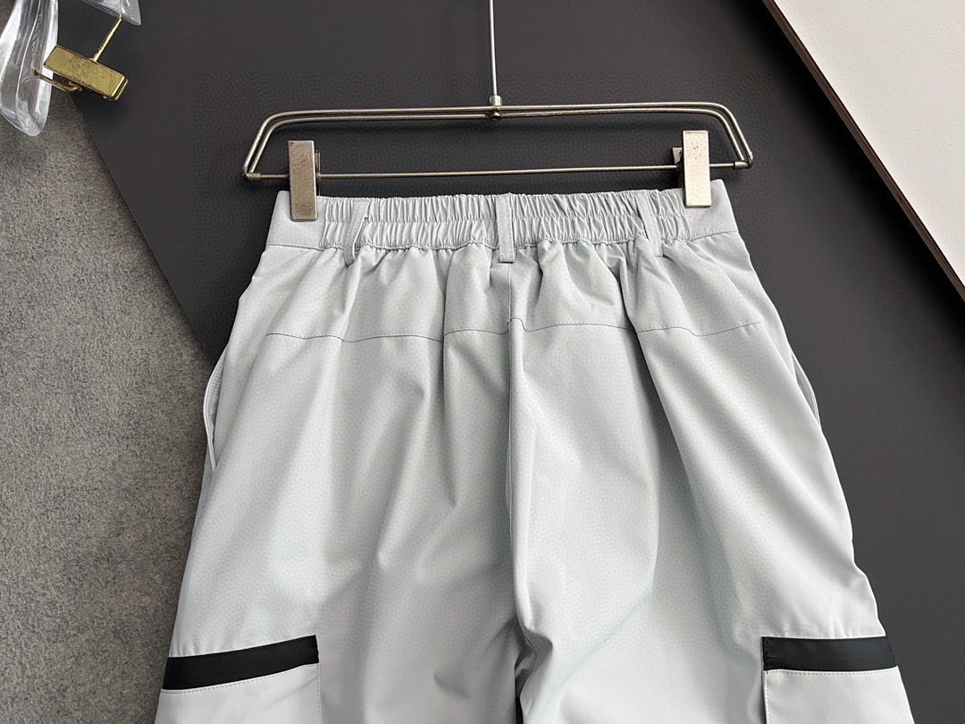 ）始祖🐦 羽绒裤🌟巨保暖 2025FW入冬装备 硬壳挡风90％白鸭绒填充 压缩后能马上立马回弹起来 蓬松