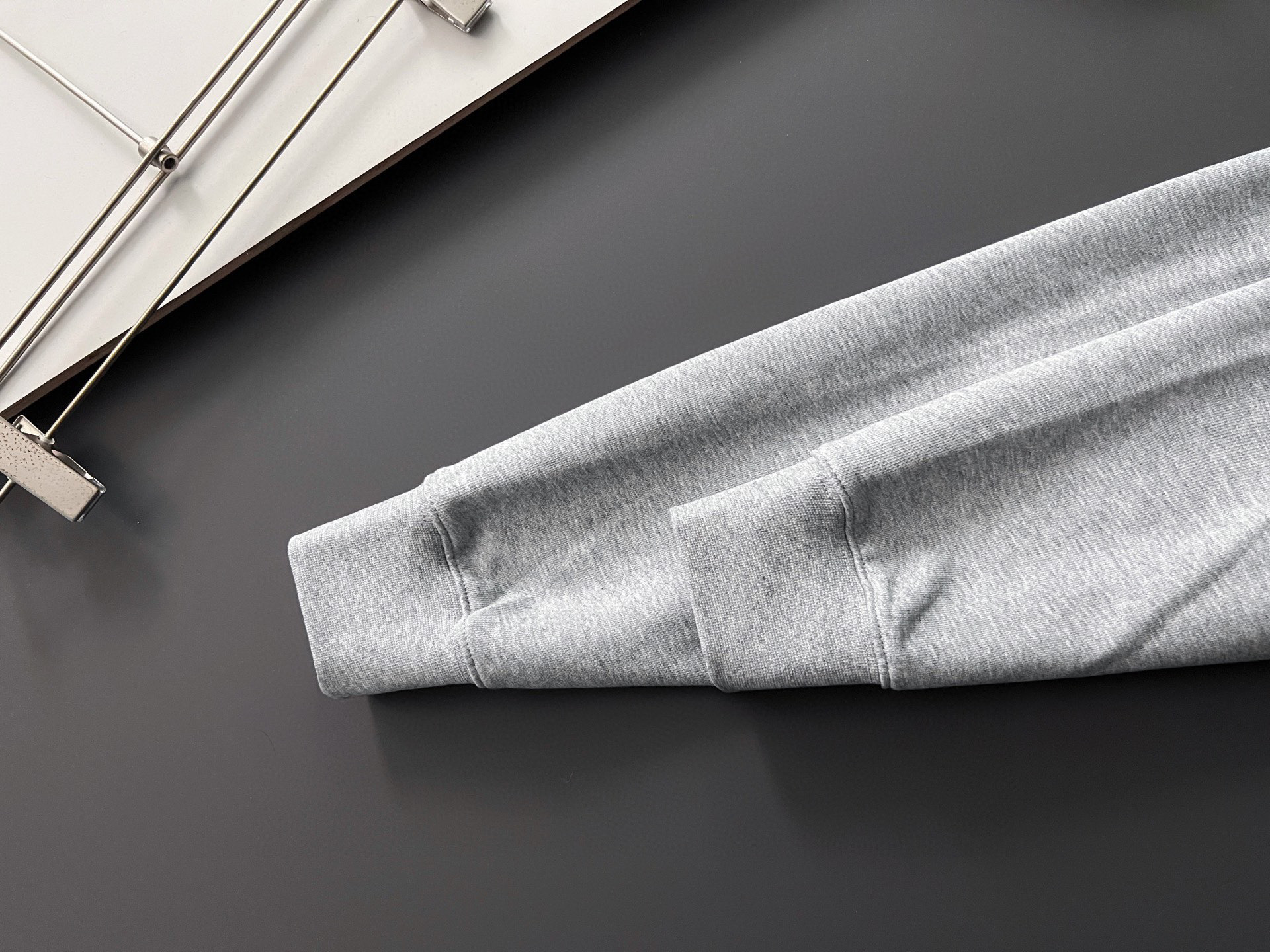 ）Cel*🌟最高版｜独家 高端定制。 15年专业卫衣，无论是面料上还是版型上都是完美越级，精美工艺圆领款