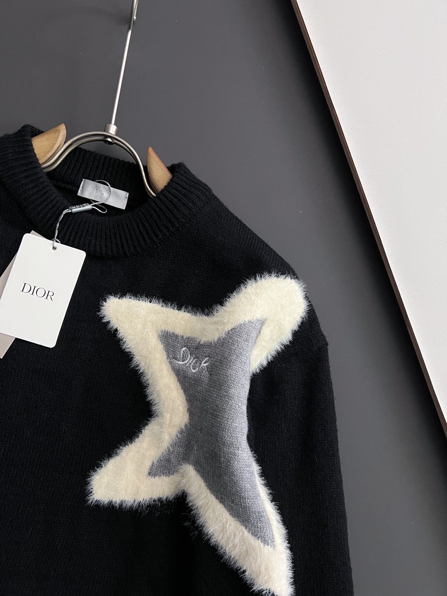 ）CD🌟秋冬最新款拼色毛衣！高品质意大利进口羊毛，高密度针织，百搭毛衣，Logo标志刺绣！更耐穿更加不易