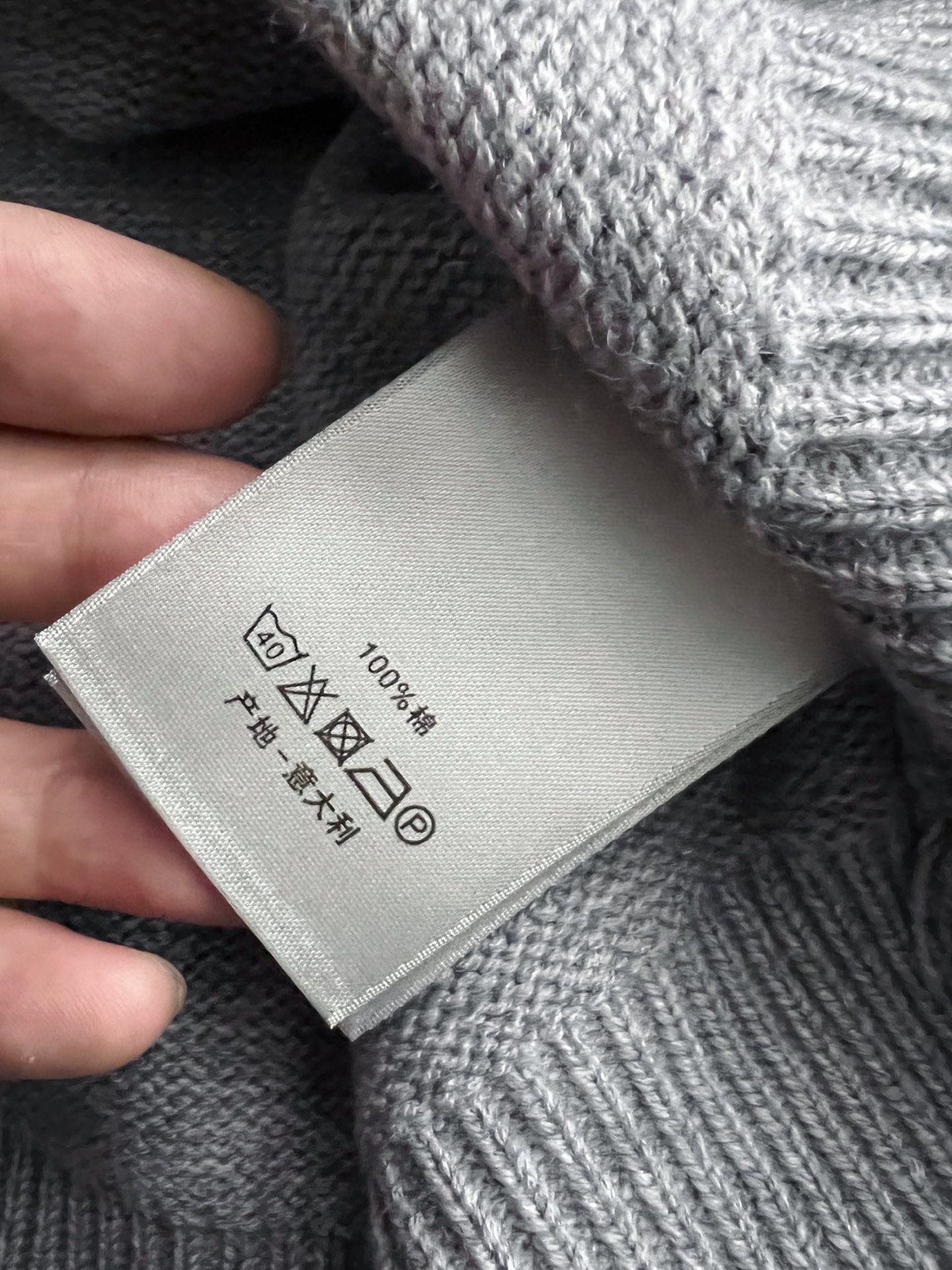 ）CD🌟秋冬最新款拼色毛衣！高品质意大利进口羊毛，高密度针织，百搭毛衣，Logo标志刺绣！更耐穿更加不易