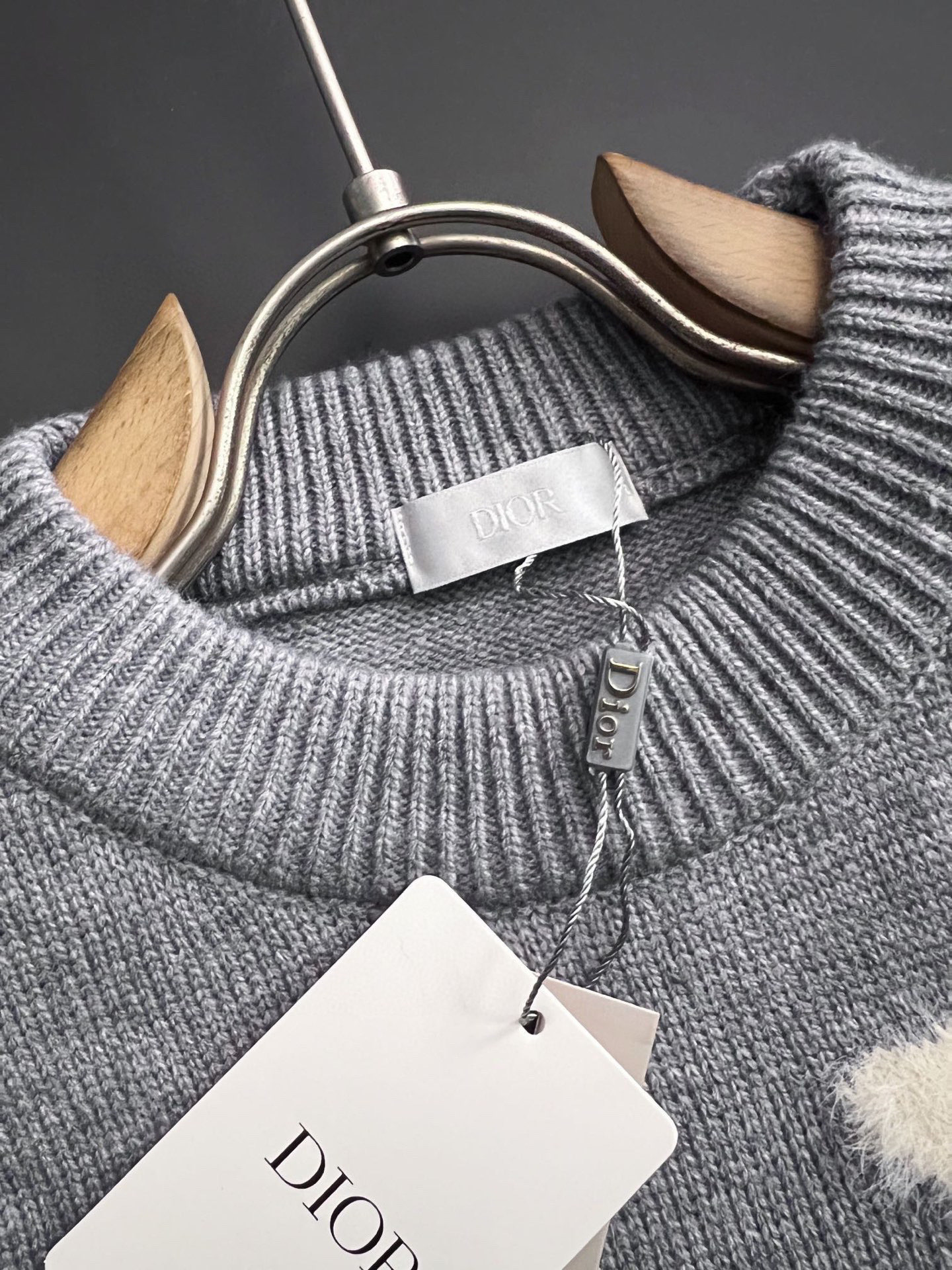 ）CD🌟秋冬最新款拼色毛衣！高品质意大利进口羊毛，高密度针织，百搭毛衣，Logo标志刺绣！更耐穿更加不易