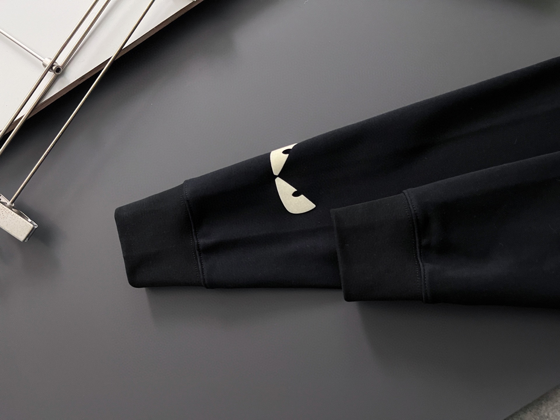 ）Fend*🌟最高版｜独家 高端定制。 15年专业卫衣，无论是面料上还是版型上都是完美越级，精美工艺圆领