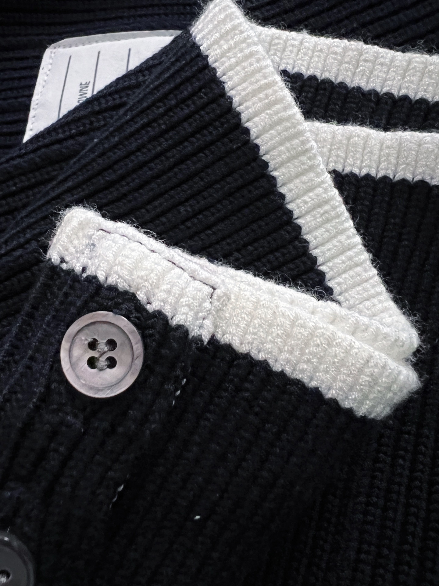 ）TB*最新爆款、25ss最新款秋冬时尚毛衣7针织线、最顶级版黑色华夫格提针织log0纯色专柜款针织线衫