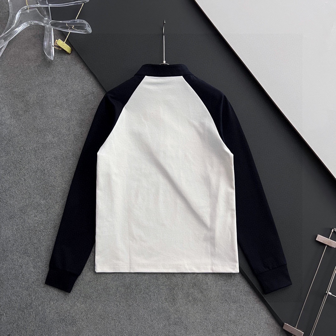 ）始祖🐦！秋冬限定百搭王｜进口麻桑棉独家定制。 精美刺绣工艺半拉链，柔软贴身科技面料，定制原版螺纹，档次