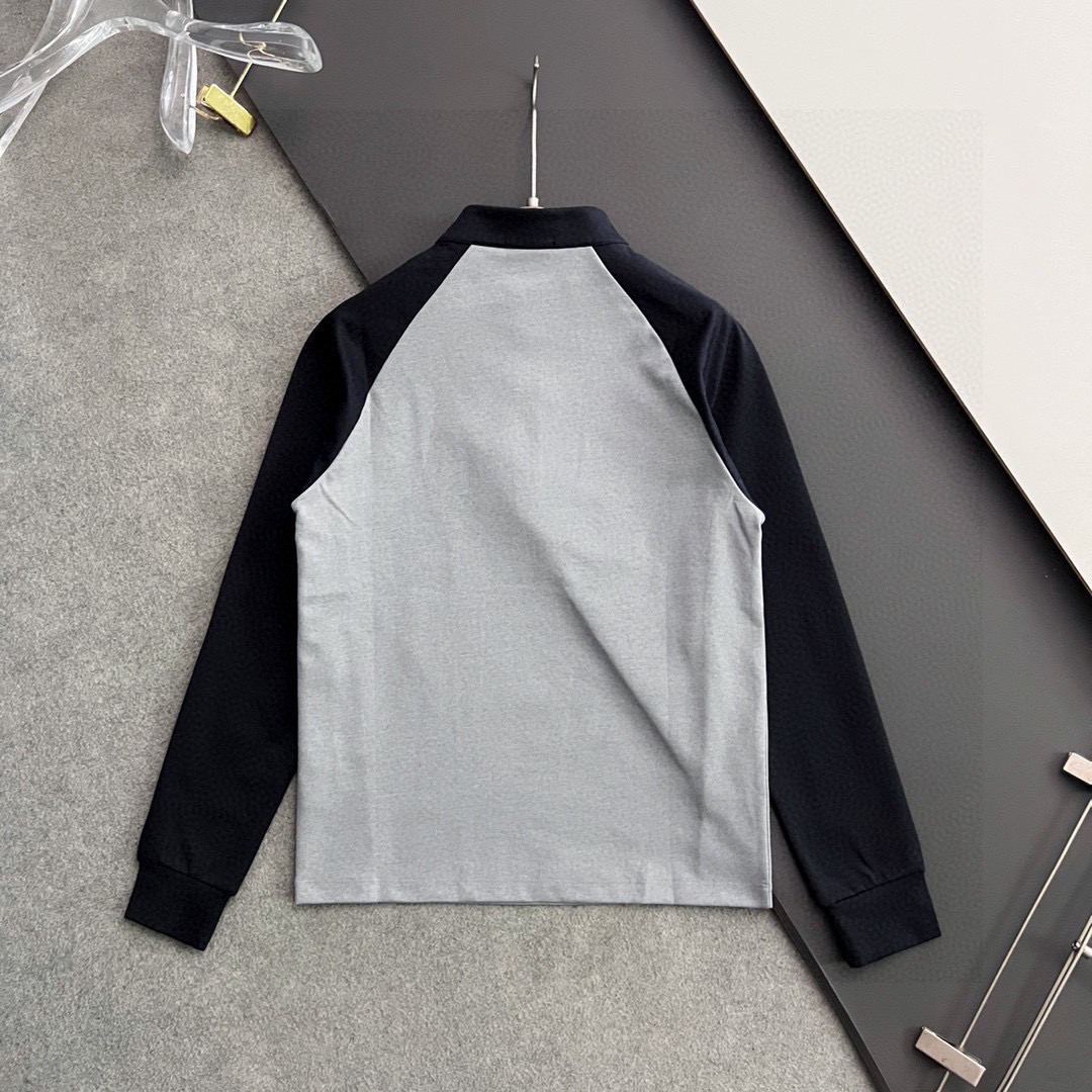 ）始祖🐦！秋冬限定百搭王｜进口麻桑棉独家定制。 精美刺绣工艺半拉链，柔软贴身科技面料，定制原版螺纹，档次