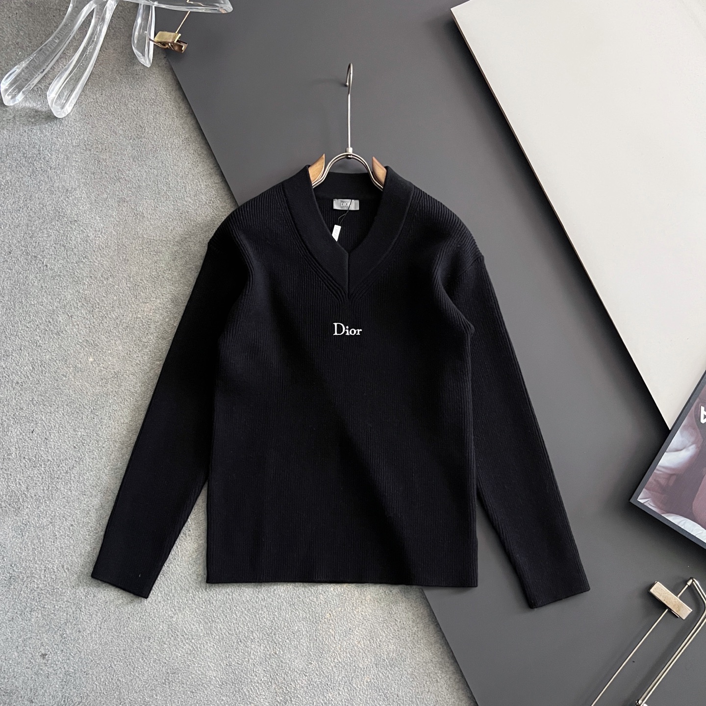 ）CD🌟秋冬新款男女同款高克重针织羊毛开衫，配色标识条纹工艺设计！钩织标识条纹修饰，设计经典配色钩织设计