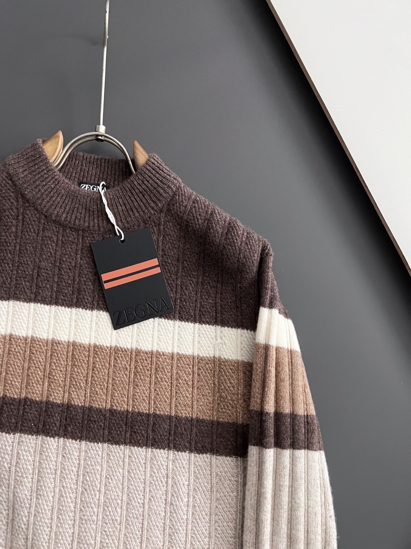 ）Zegn*🌟顶级版冬季羊绒衫（绵羊毛100%），轻商务老钱风，此款毛衣甄选客供进口100％针织羊毛材质